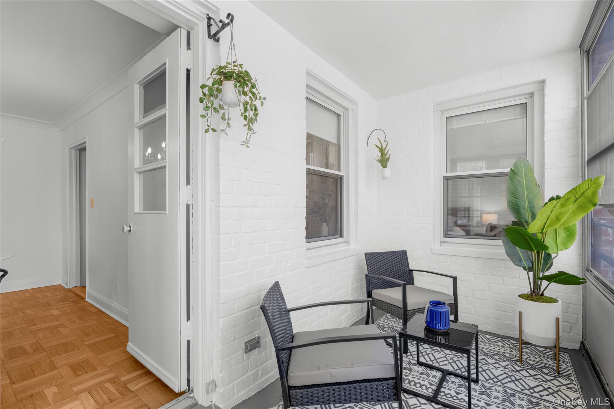 3 Washington Square 4d Property Photo 17