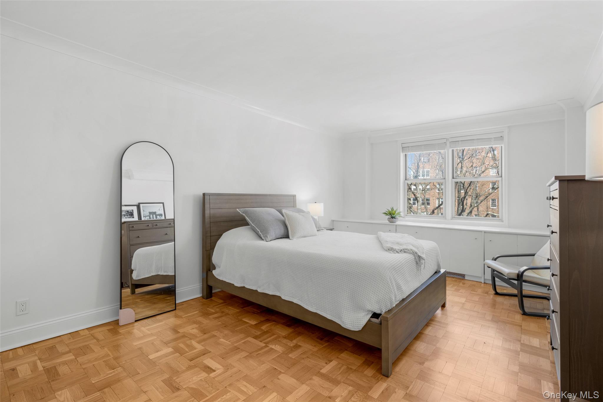 3 Washington Square 4d Property Photo 19