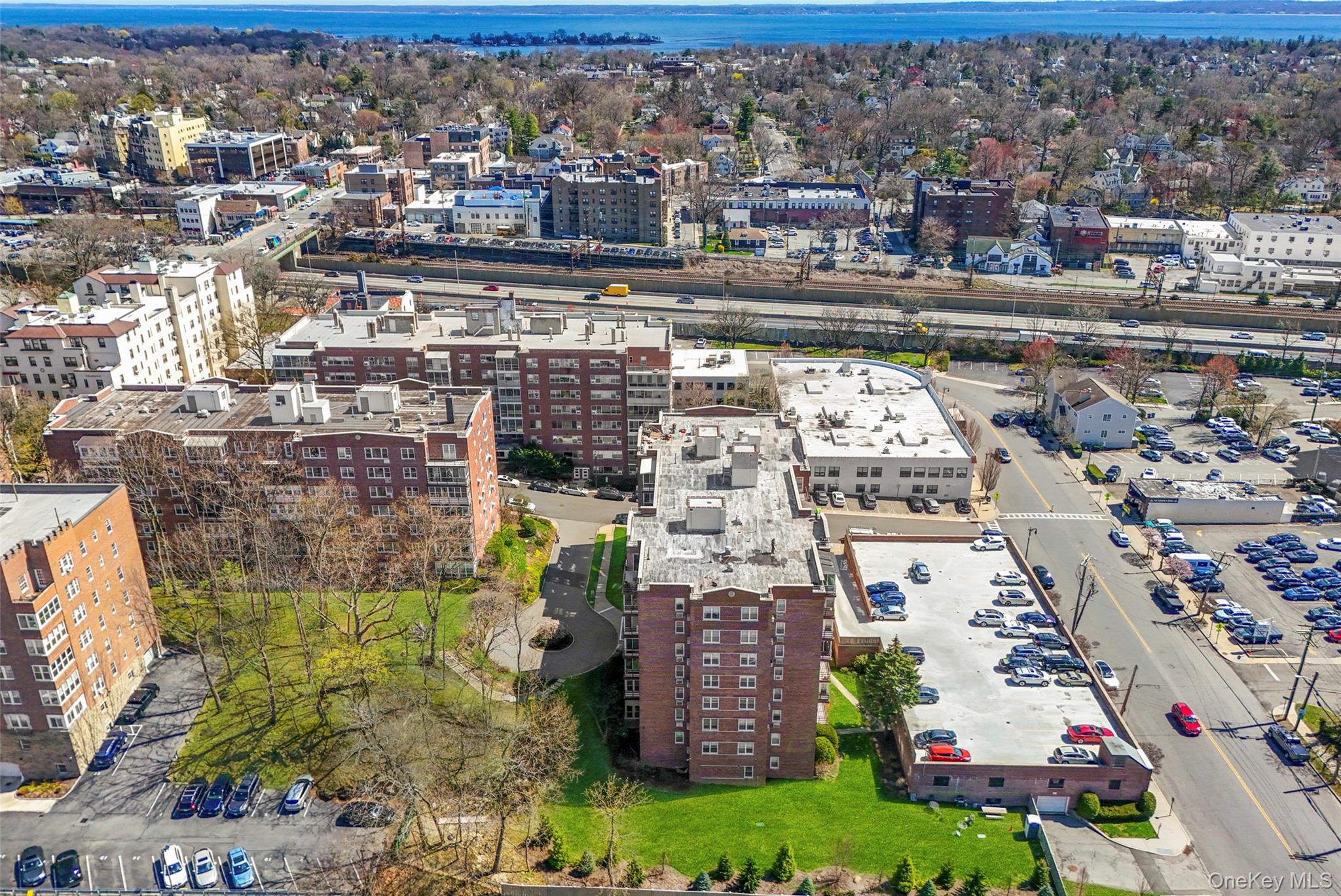 3 Washington Square 4d Property Photo 26