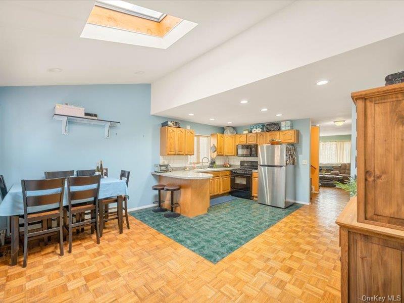 3229 Glennon Place Property Photo 4