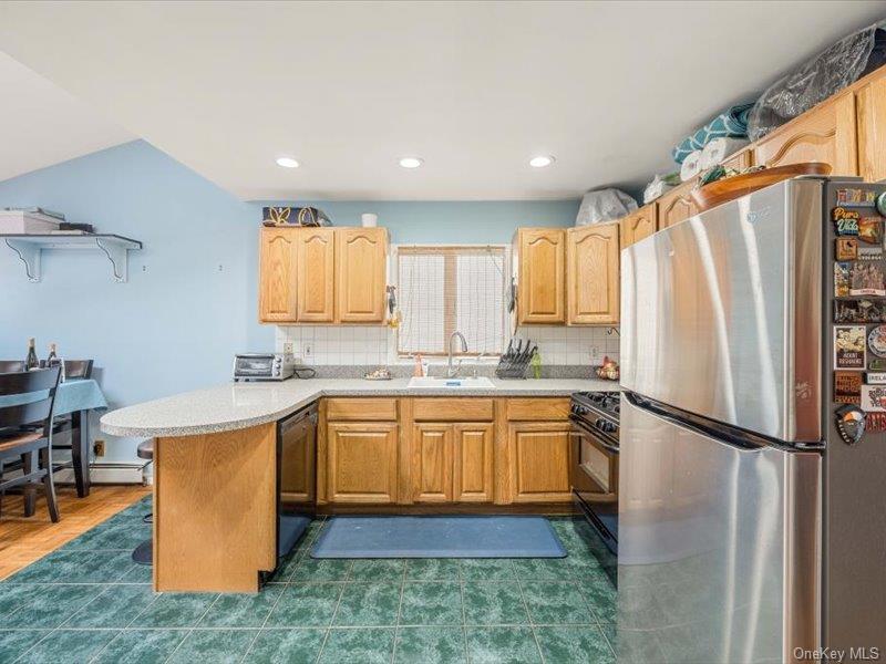 3229 Glennon Place Property Photo 5
