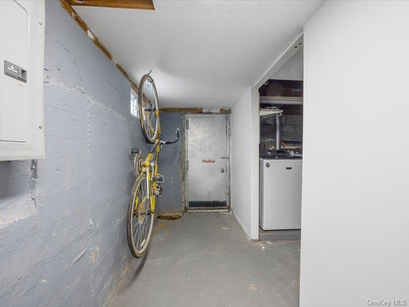 3229 Glennon Place Property Photo 18