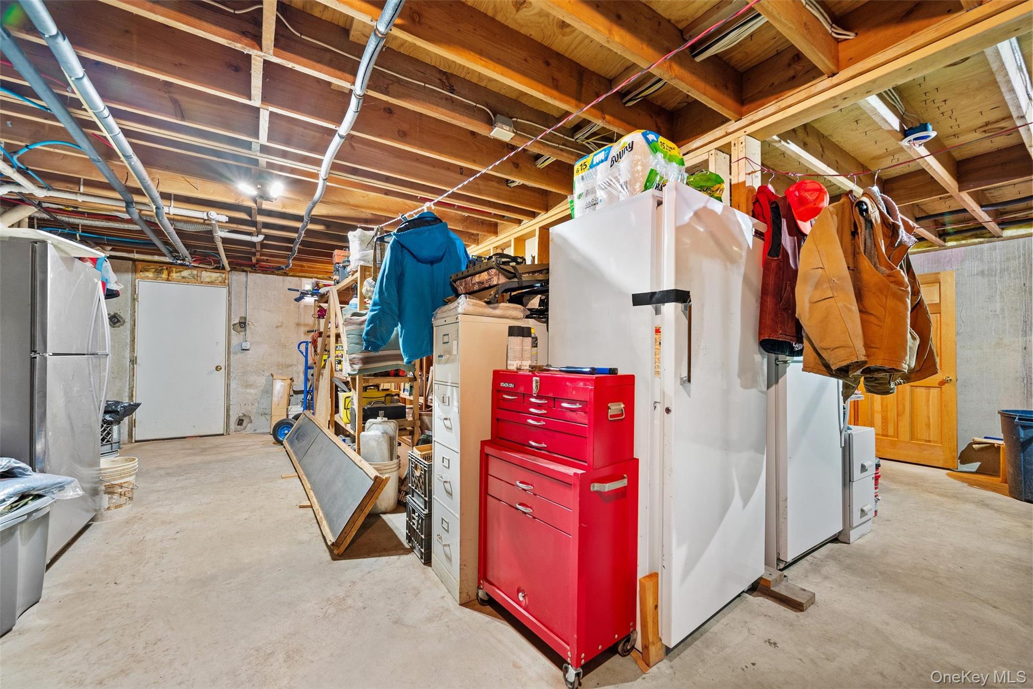 563 Peenpack Trail Property Photo 24