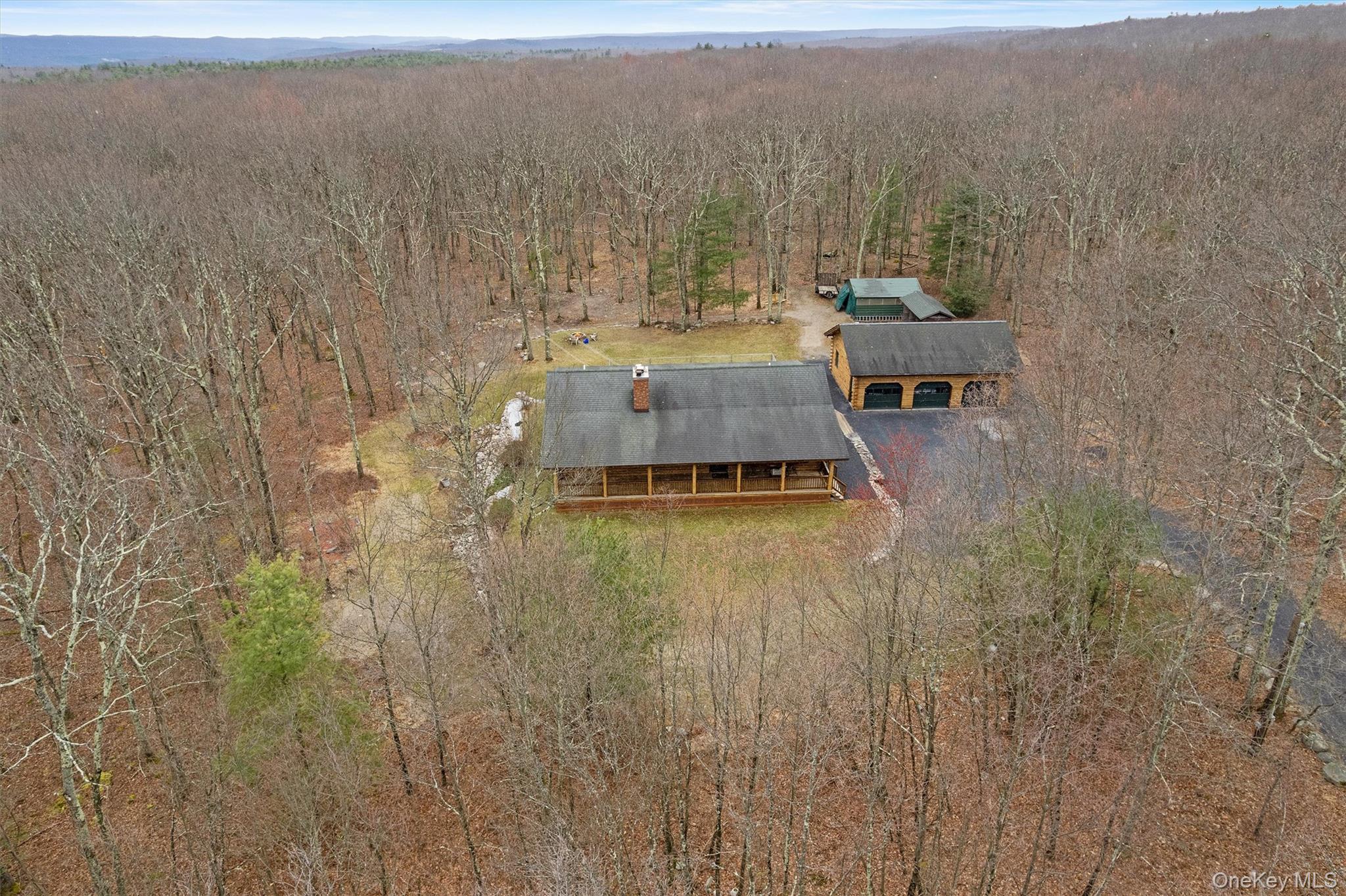 563 Peenpack Trail Property Photo 37