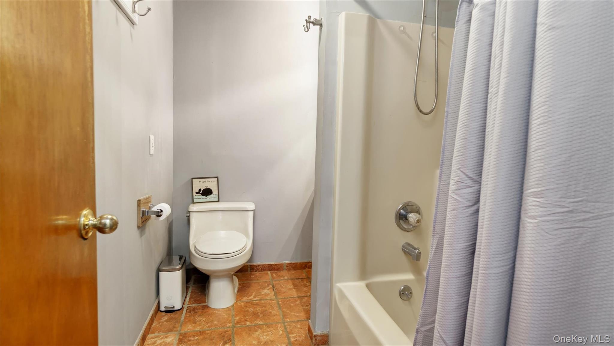 120 Promenade Drive Property Photo 14