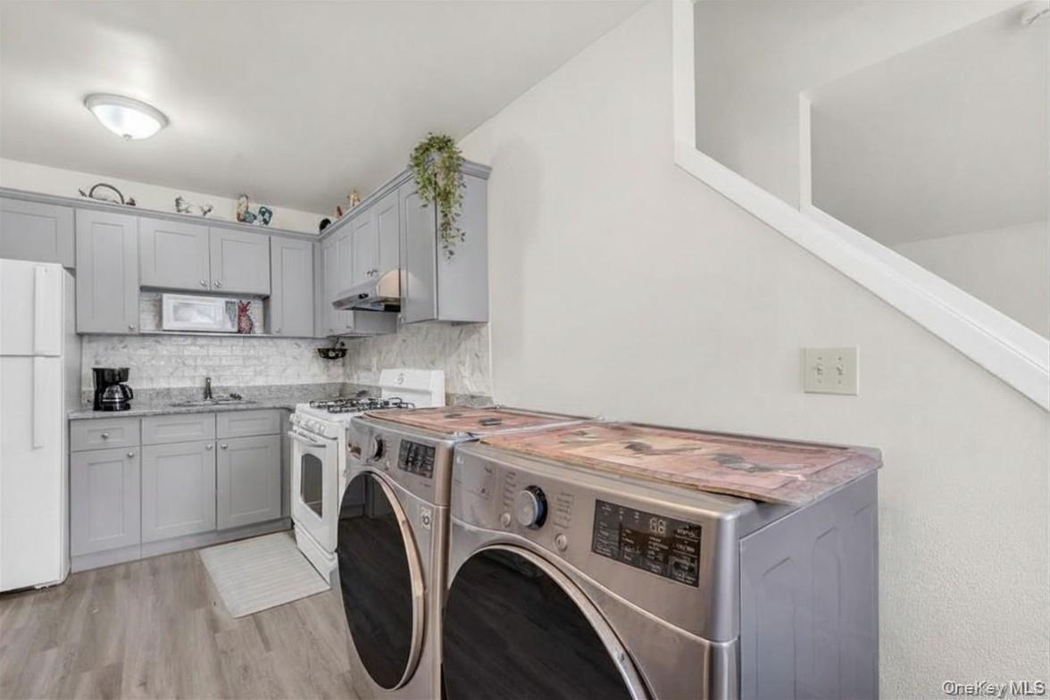 290 Lowndes Avenue C Property Photo 6