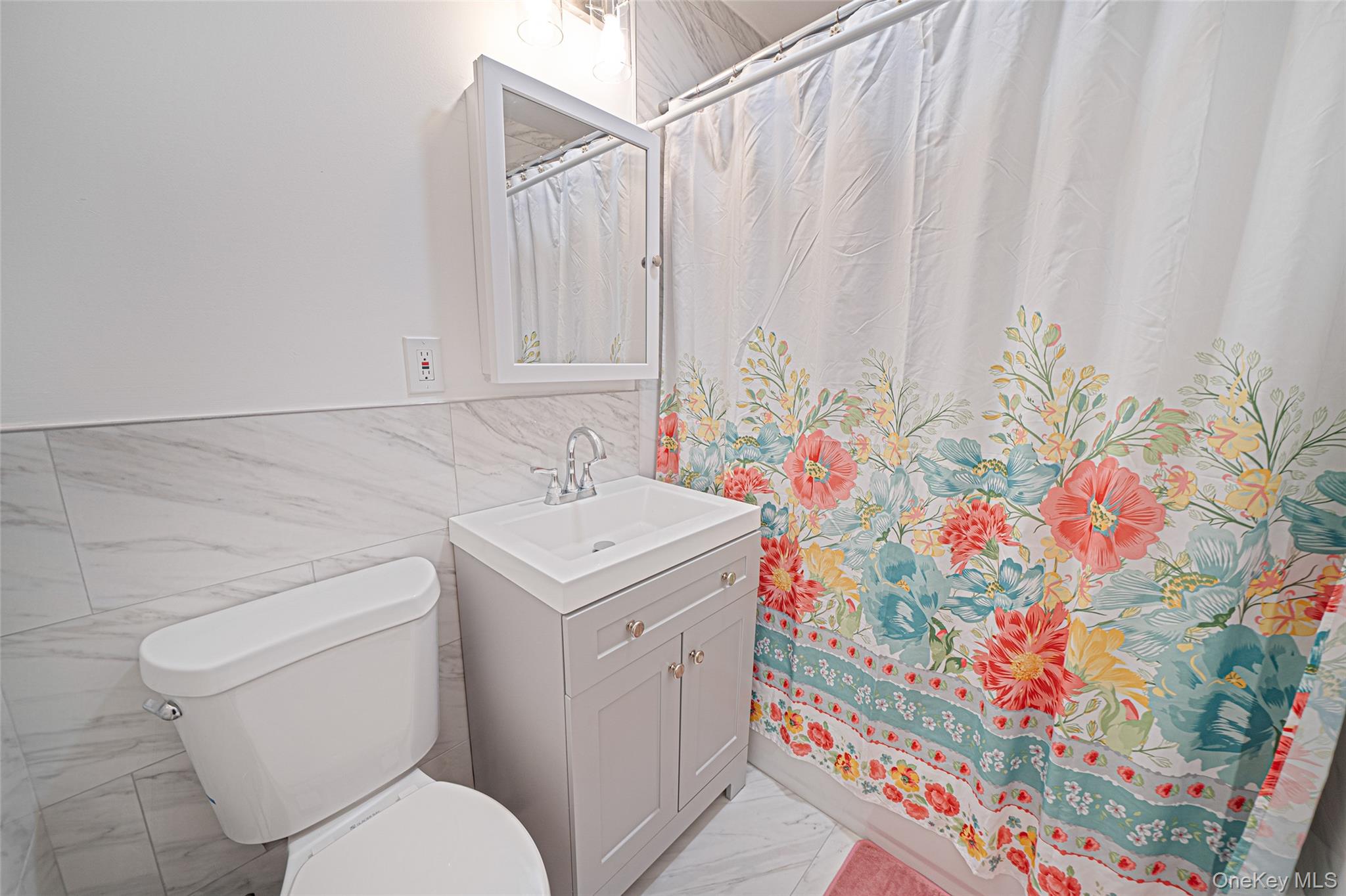 290 Lowndes Avenue C Property Photo 14