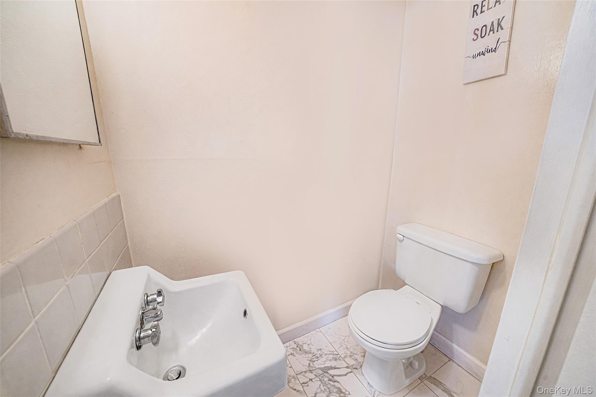 290 Lowndes Avenue C Property Photo 15