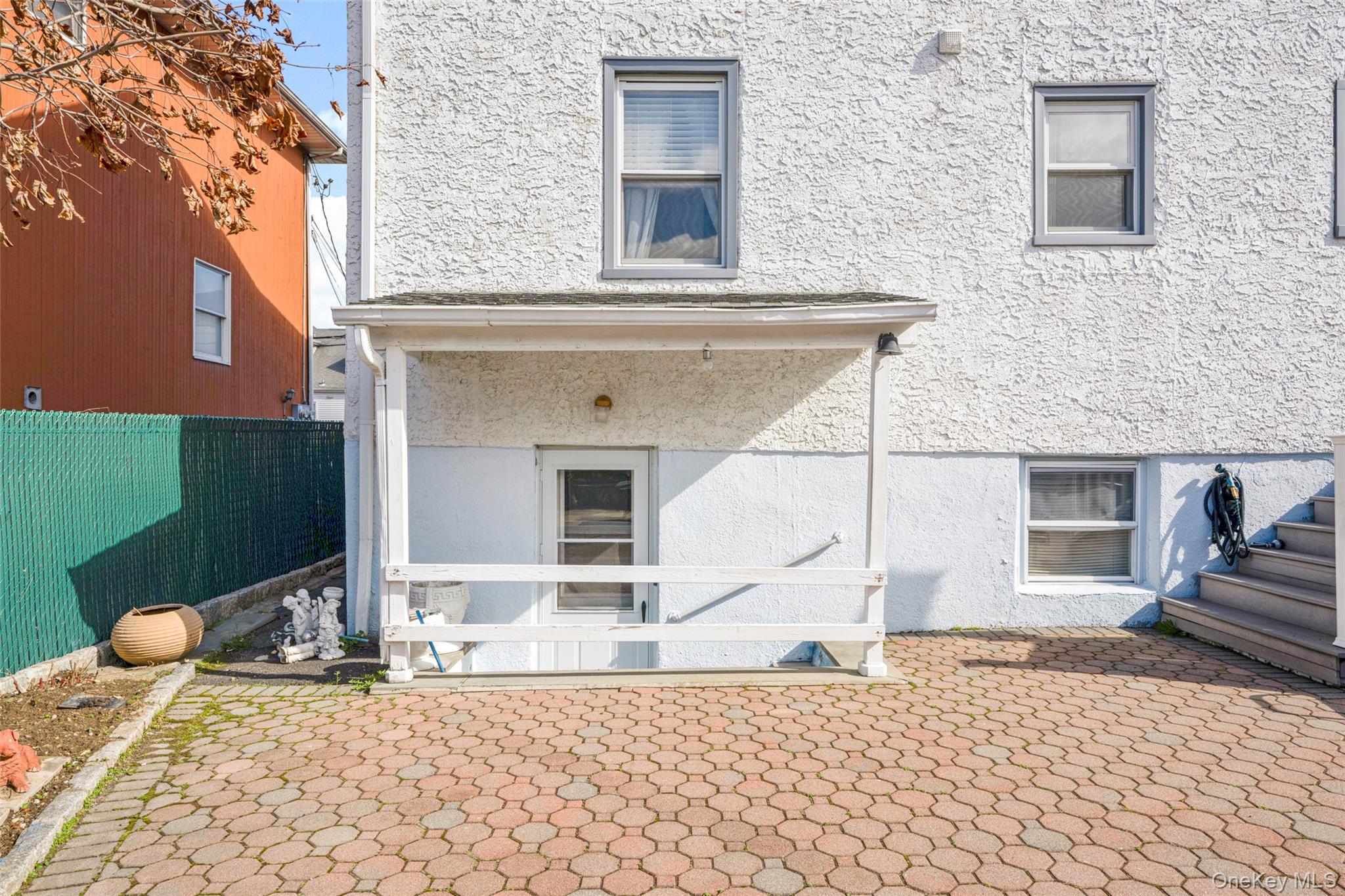 31 Elmwood Avenue Property Photo 23