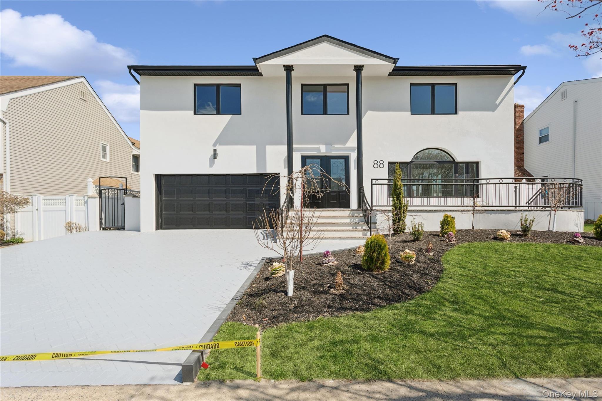 88 Mark Lane Property Photo 1