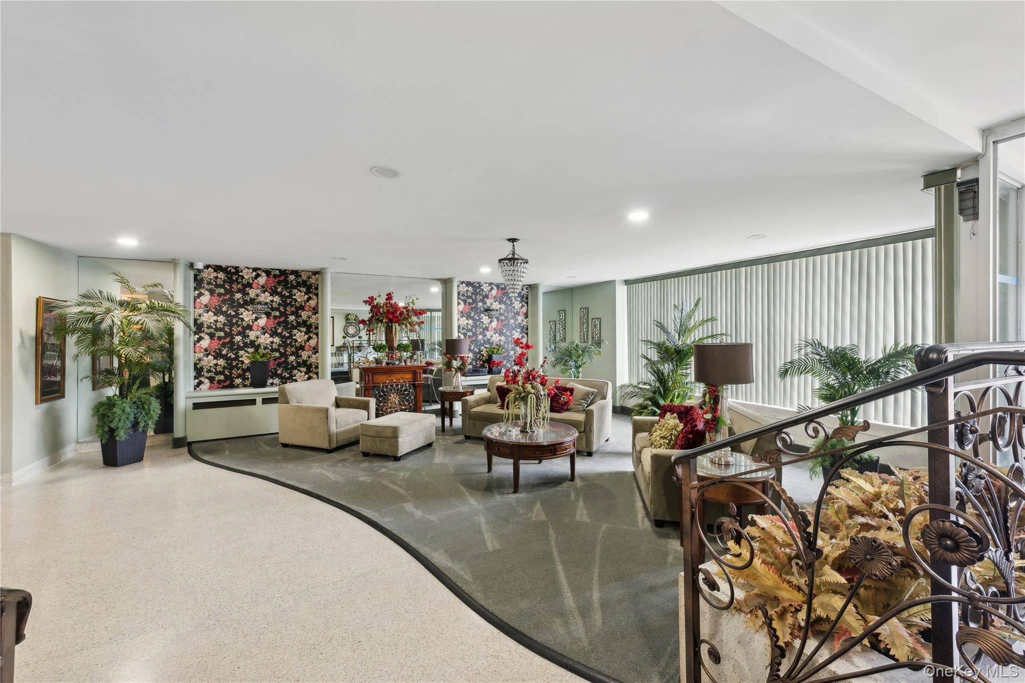 504 Merrick Road Gf Property Photo 4