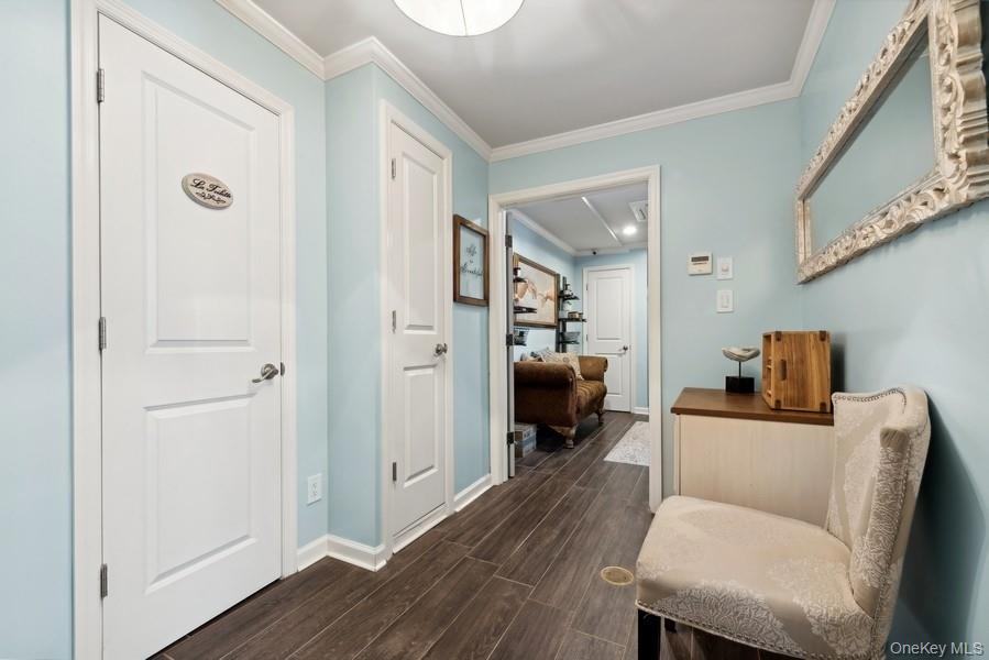 504 Merrick Road Gf Property Photo 13
