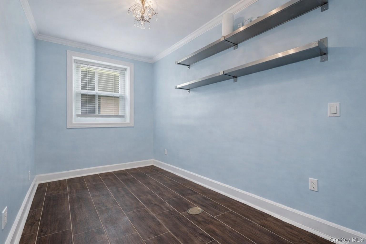 504 Merrick Road Gf Property Photo 21