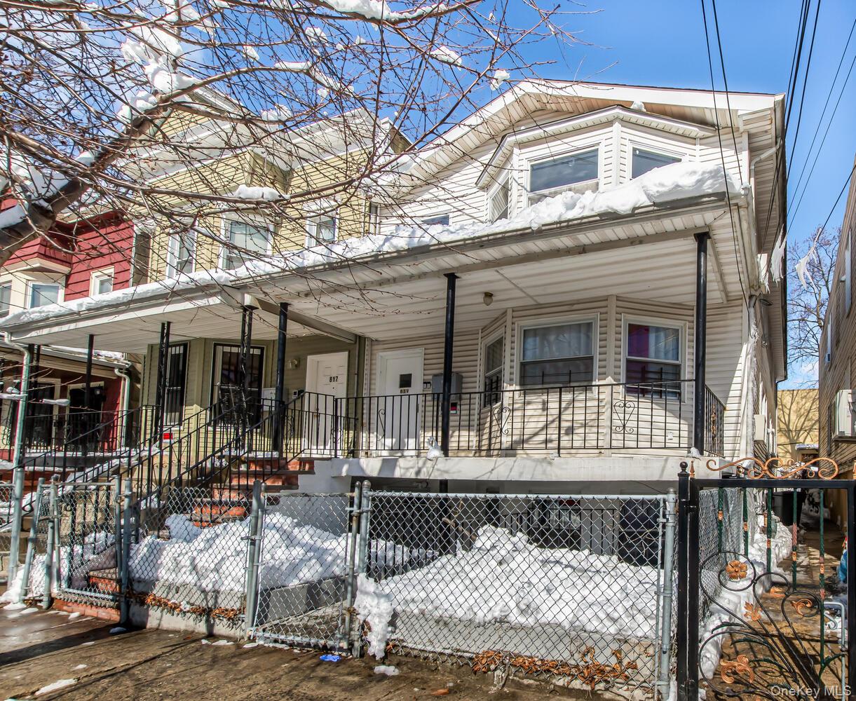 819 E 223rd Street Property Photo 1