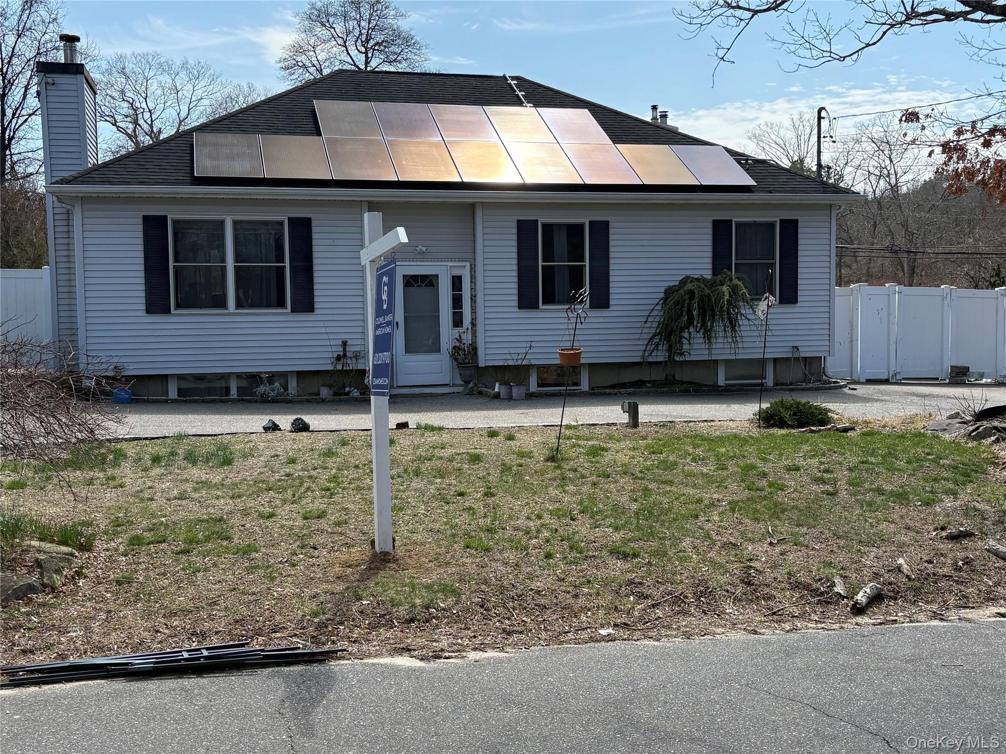 2 1st Street Property Photo 1