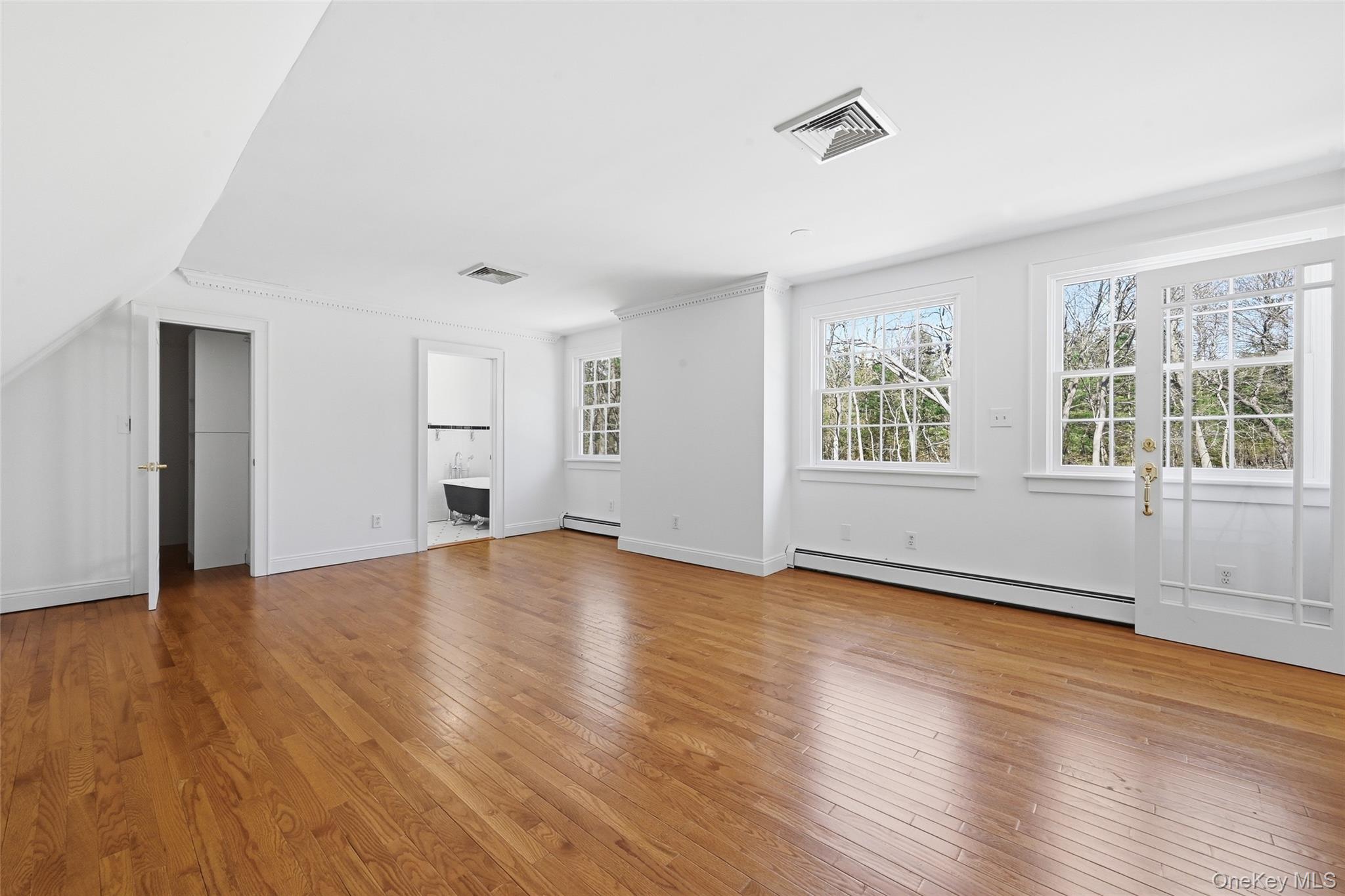 22 Brookville Road Property Photo 25