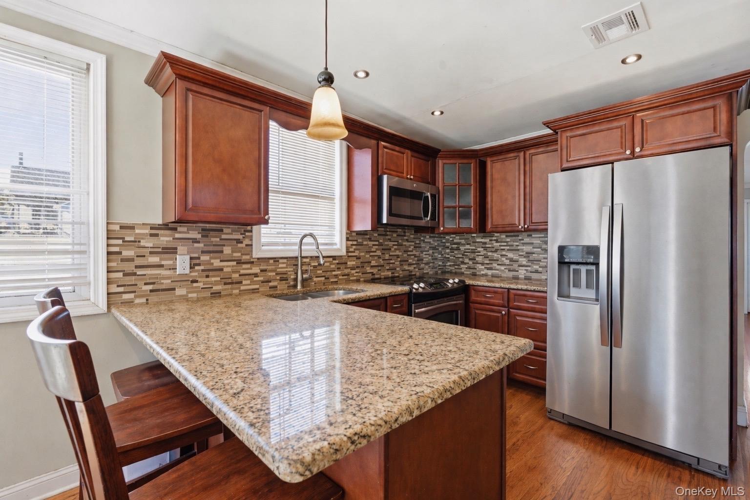 108 4th Street Property Photo 4