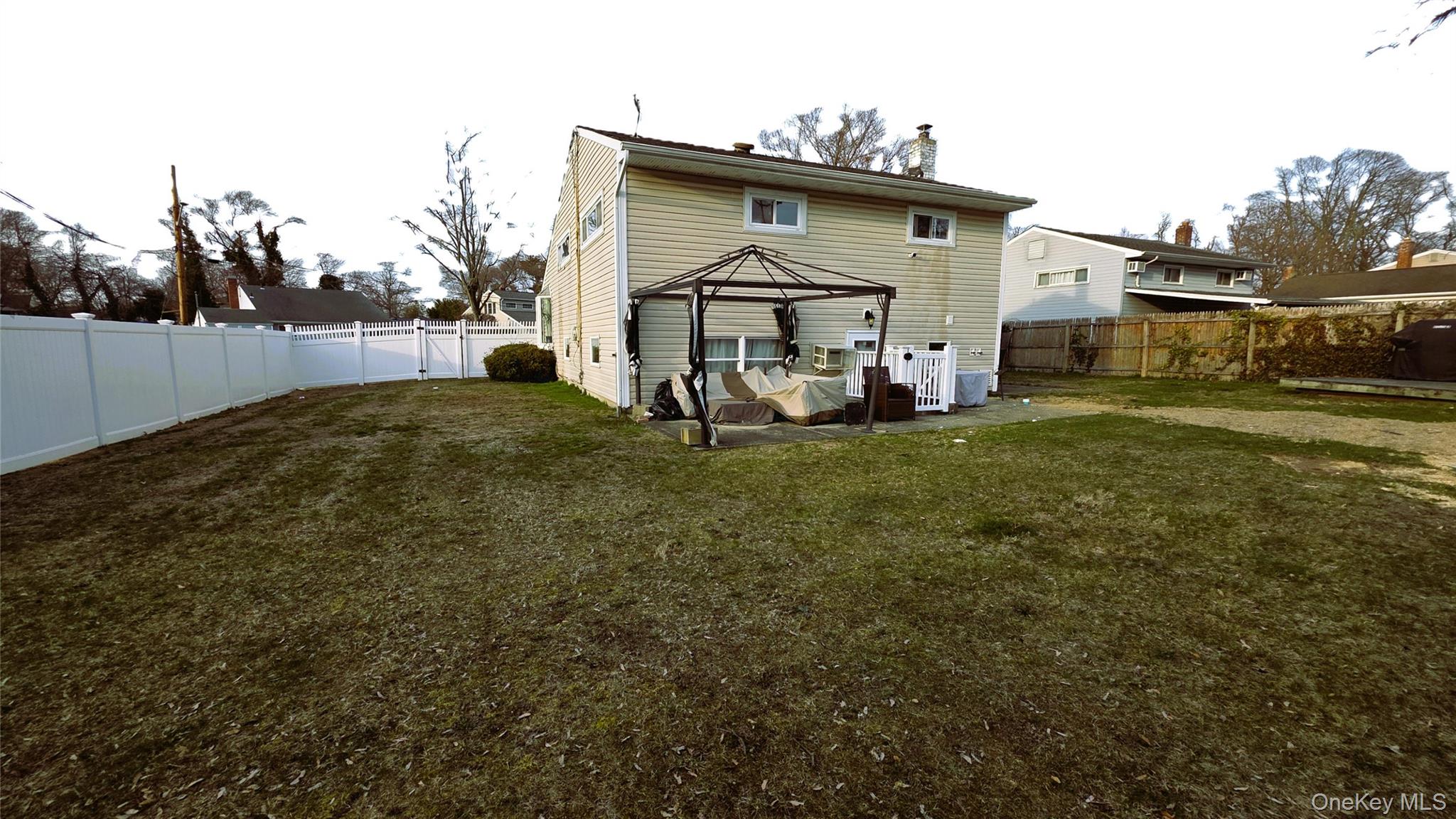 8 Lion Lane Property Photo 3