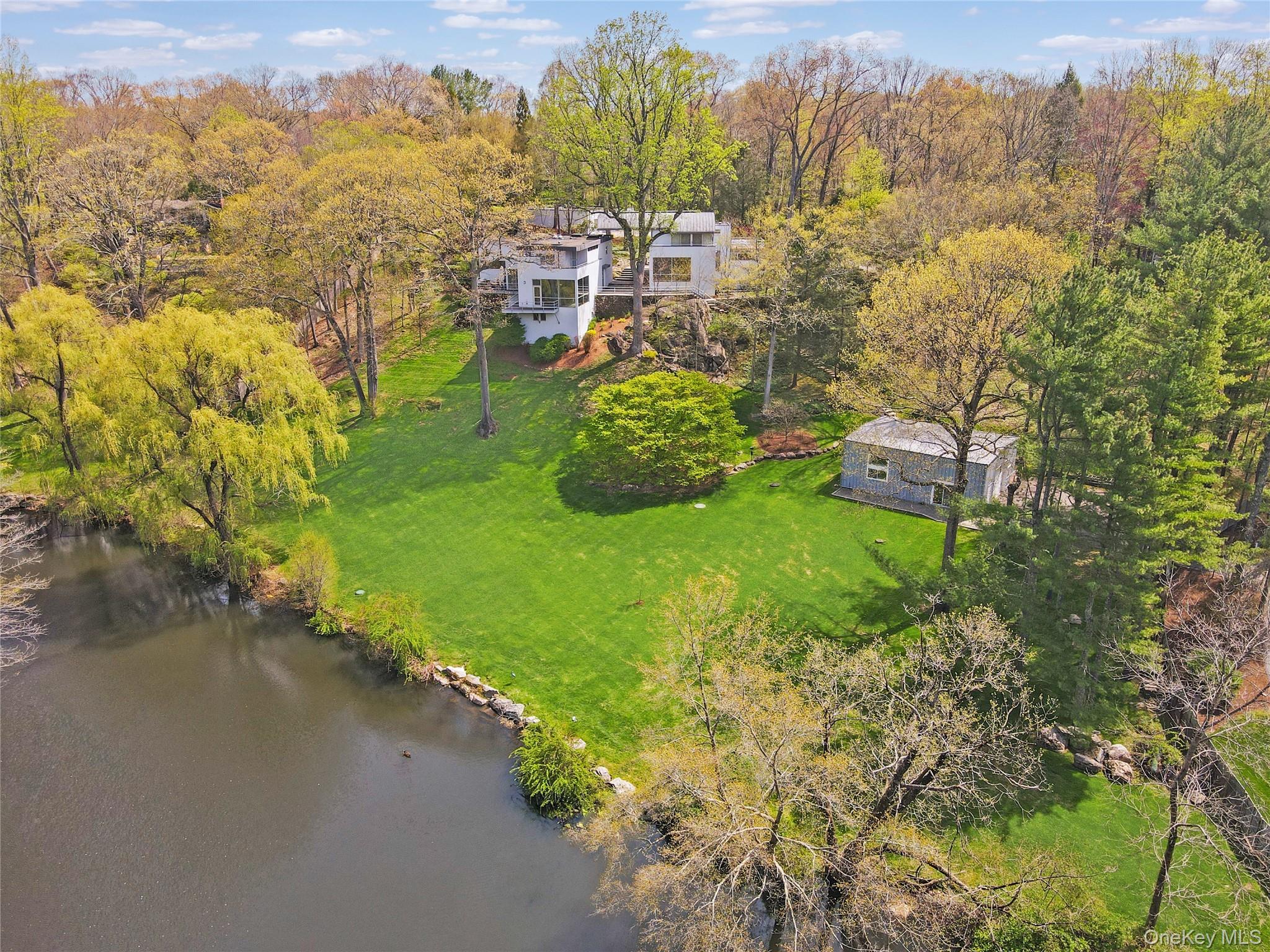 54 Cross Pond Road Property Photo 1