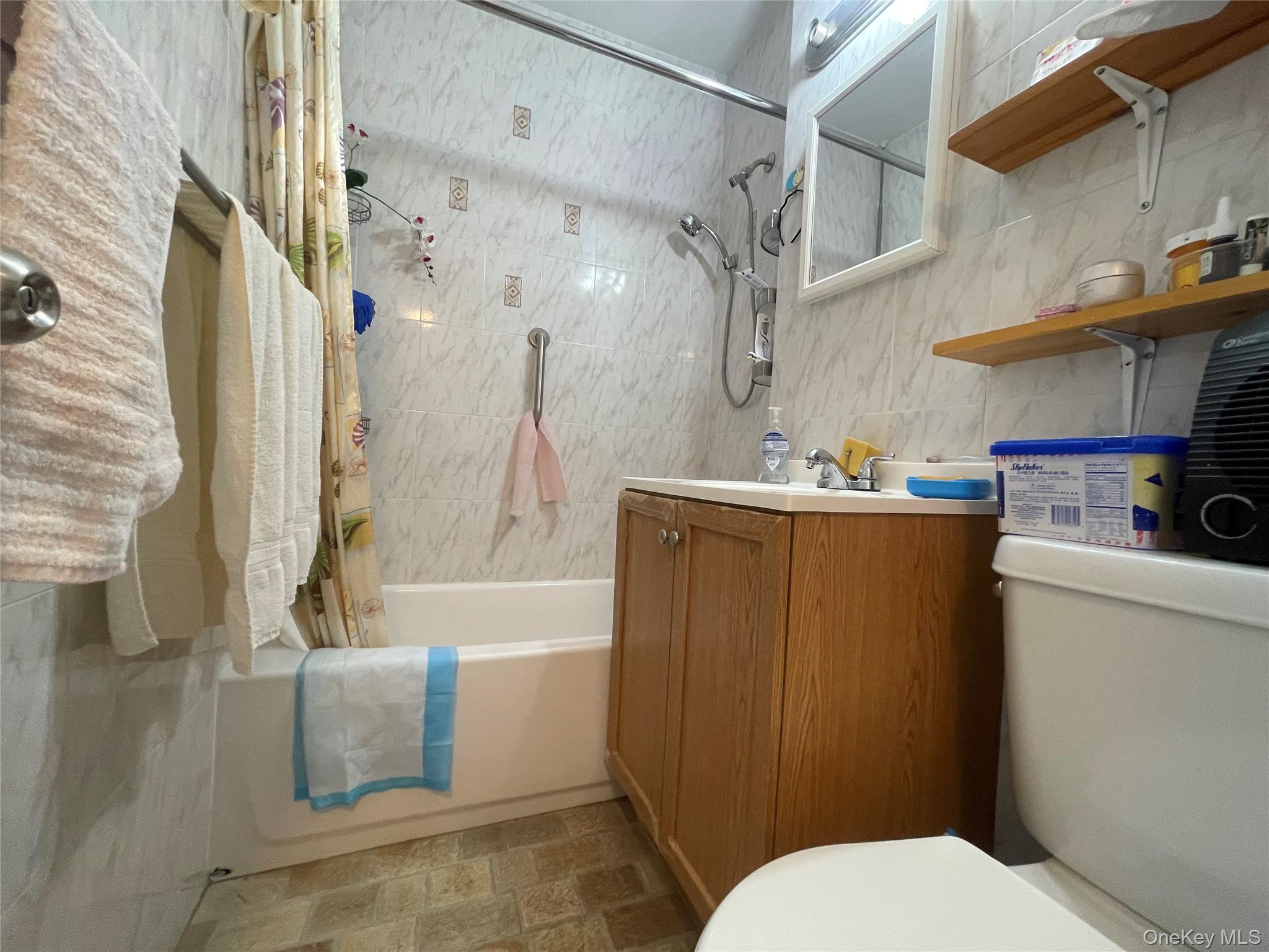 99-72 66th Road 9s Property Photo 8