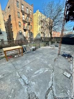 1215 Elder Avenue Property Photo 2