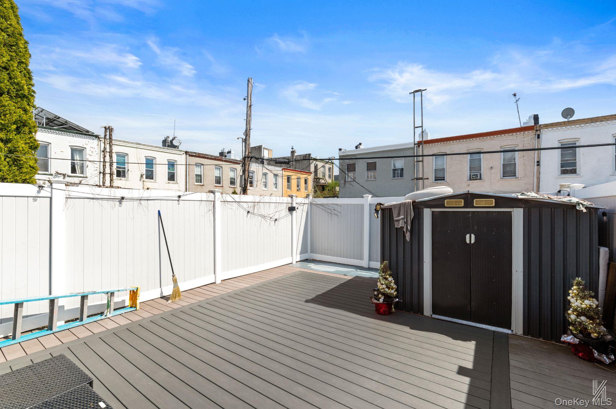 1842 Norman Street Property Photo 14