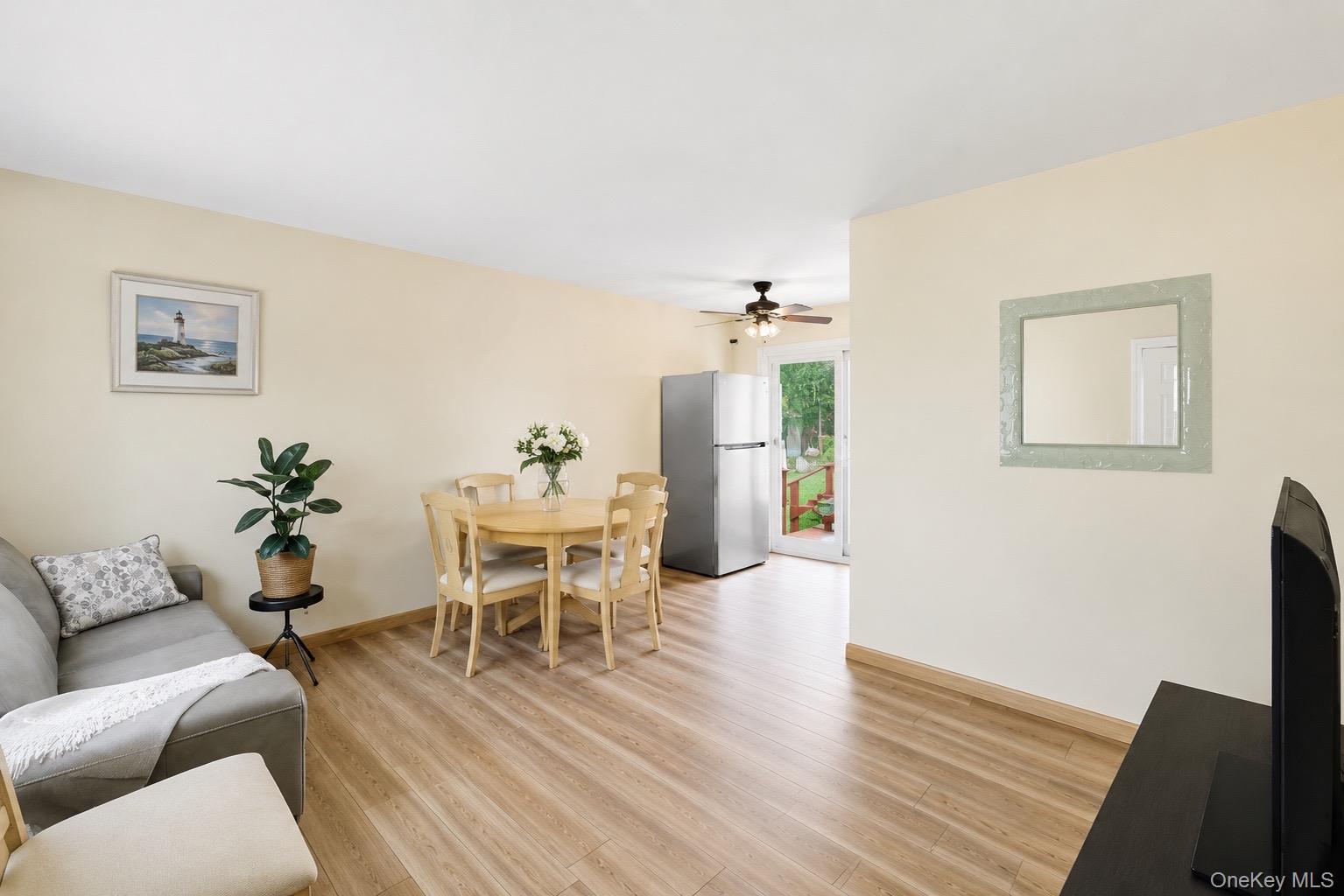 1016 Howells Road Property Photo 3