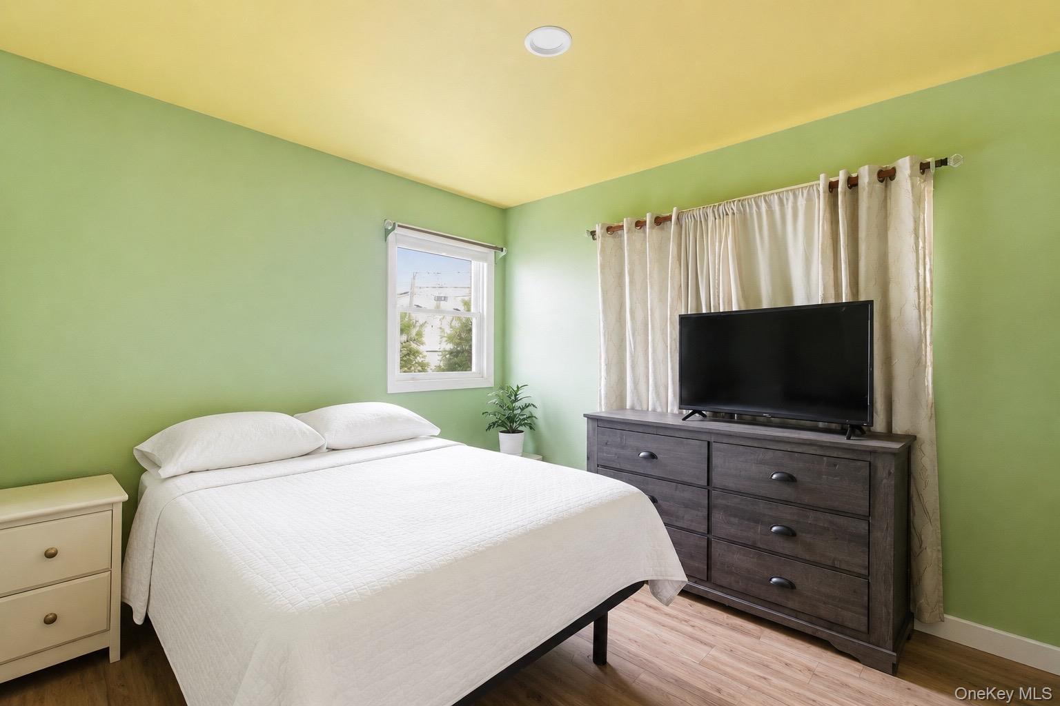 1016 Howells Road Property Photo 8