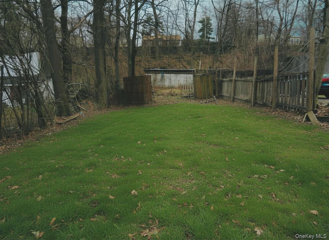 200 City Terrace Property Photo 3