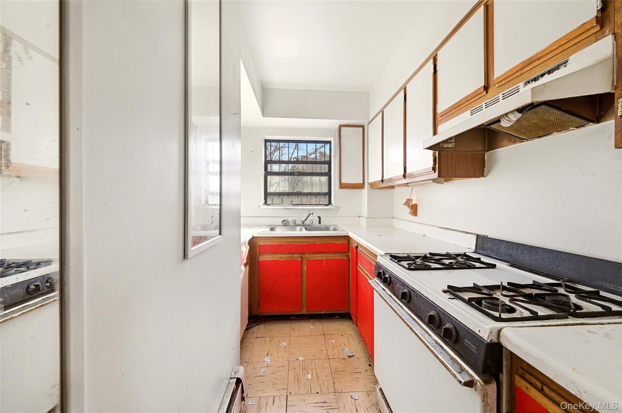 835 Underhill Avenue 62b Property Photo 4