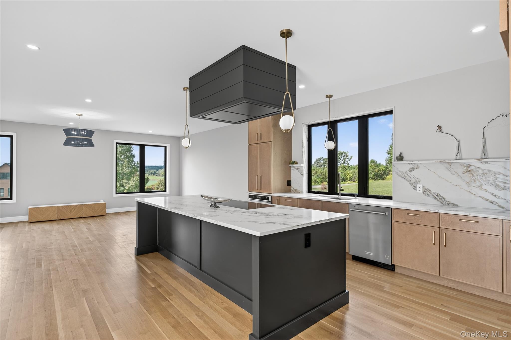 14 Warwick Isle Boulevard Property Photo 12
