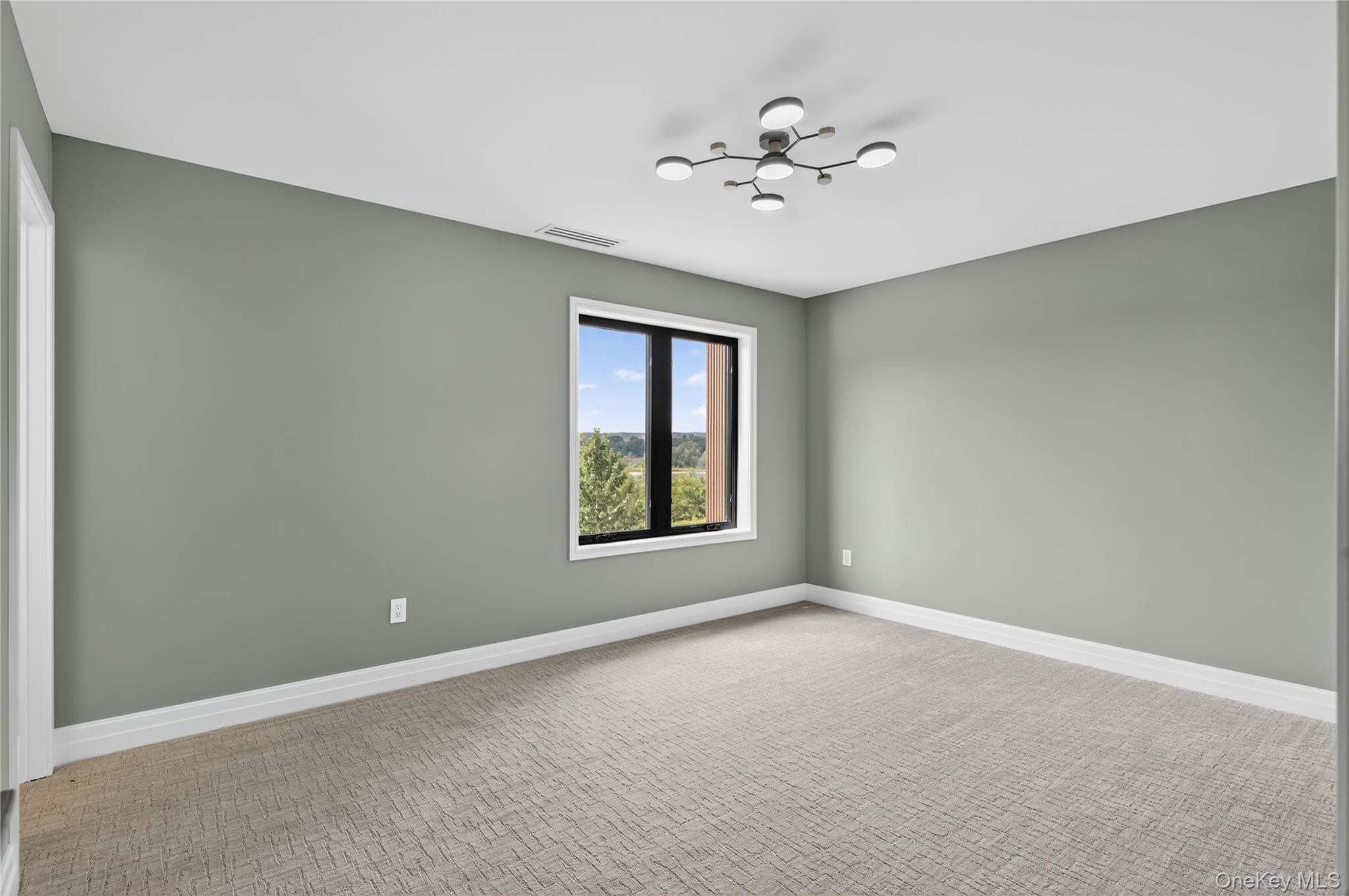 14 Warwick Isle Boulevard Property Photo 31