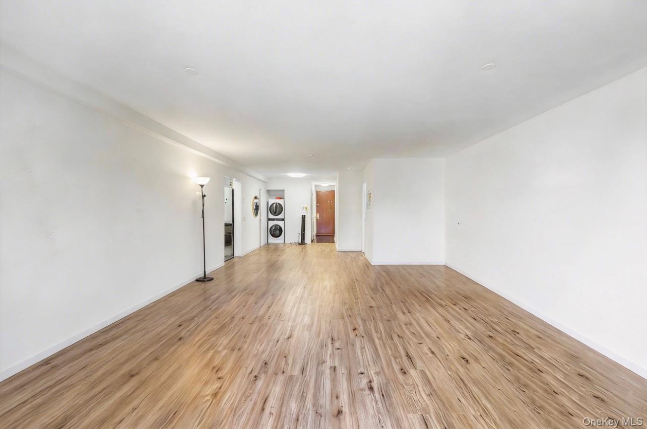 100 Great Neck Road 4d Property Photo 10