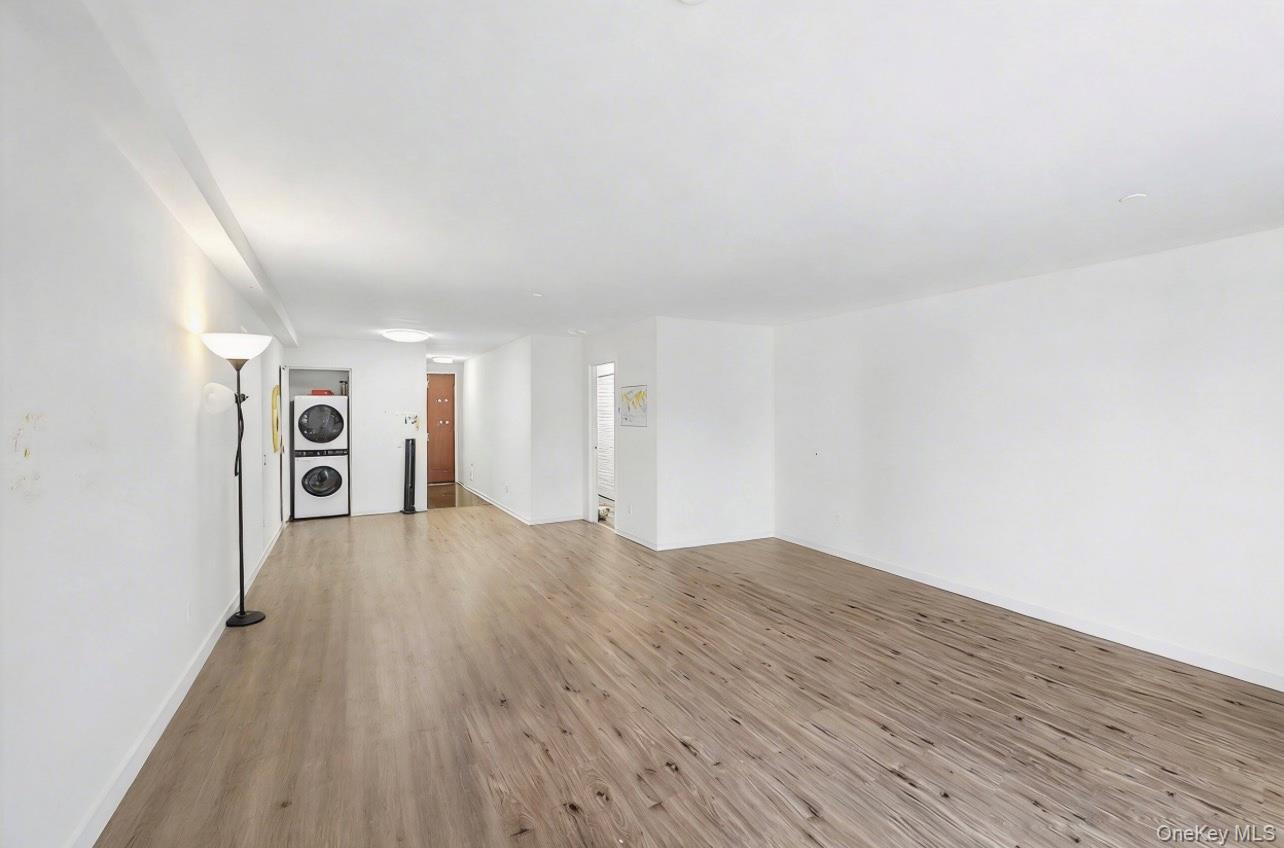 100 Great Neck Road 4d Property Photo 12