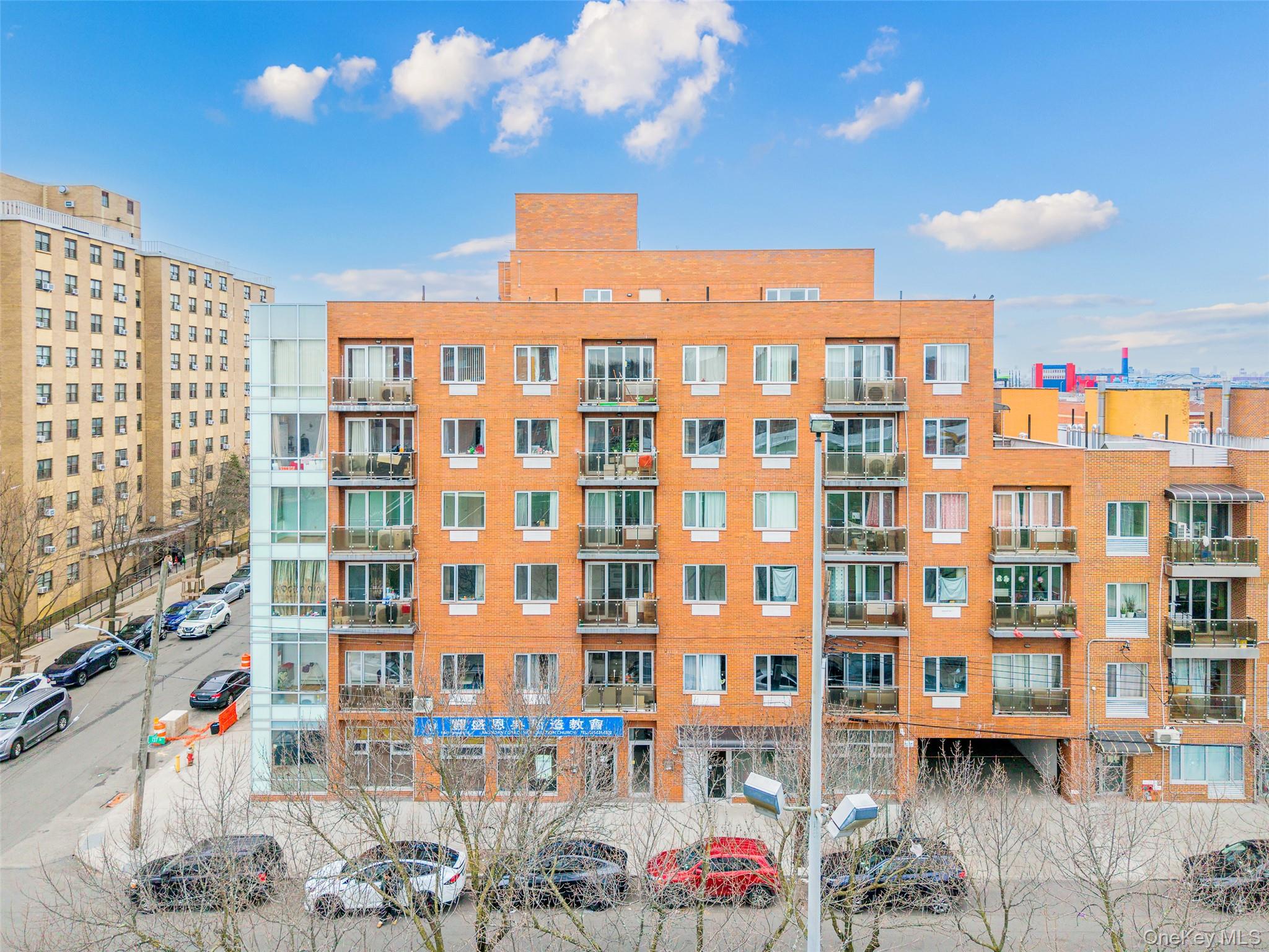 136-21 Latimer Place 6e Property Photo 2