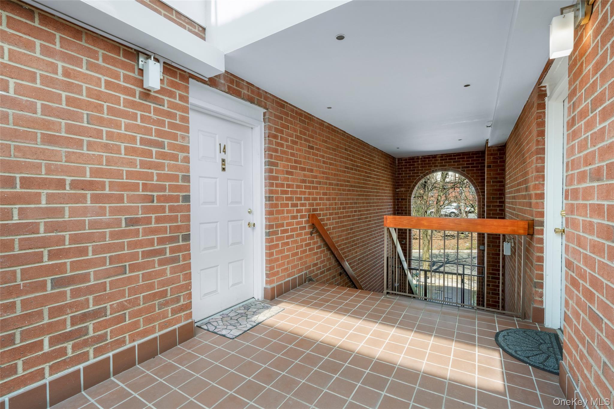 55 N Broadway 3-14 Property Photo 36