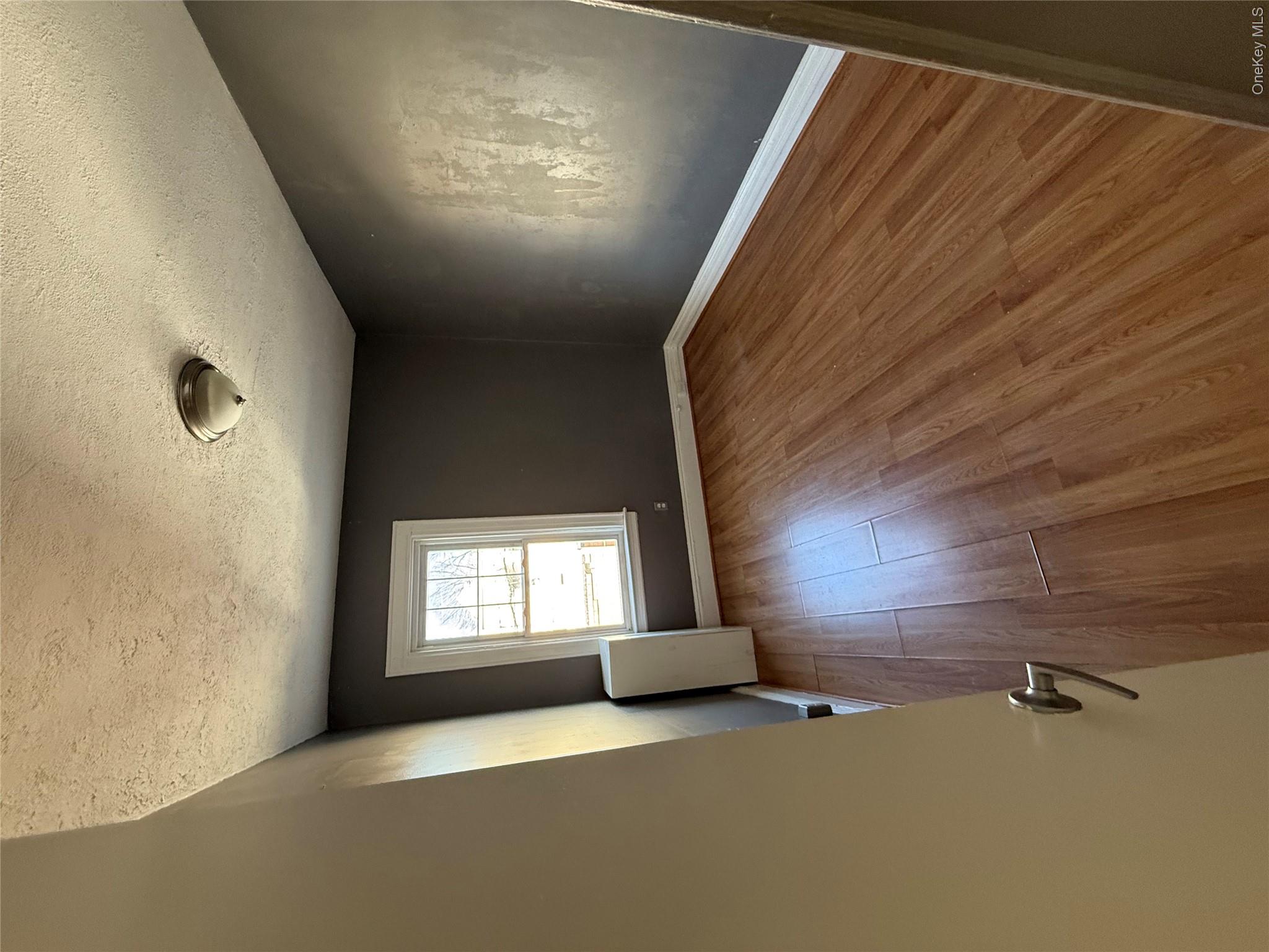 7848 83rd Street Property Photo 9