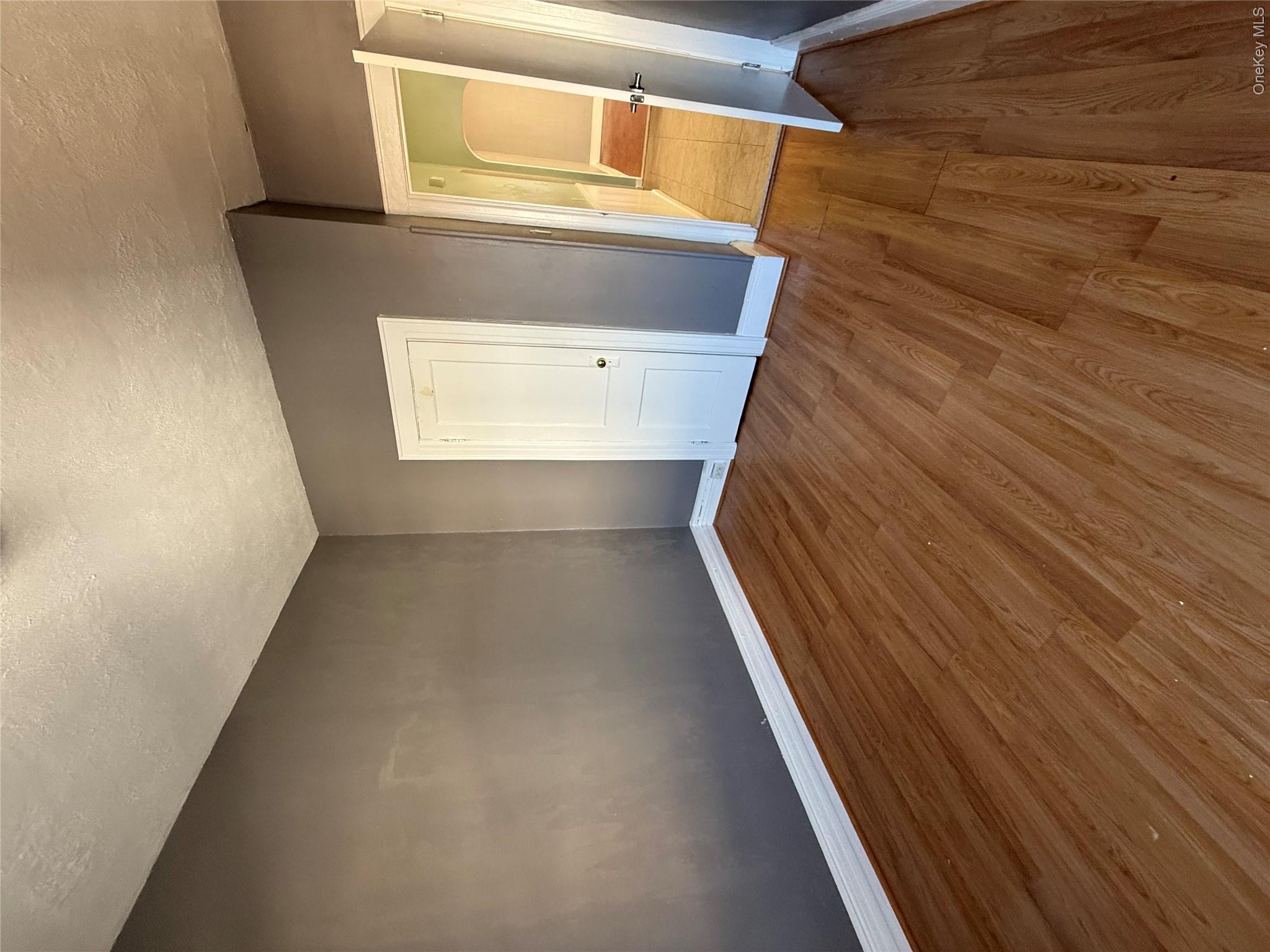7848 83rd Street Property Photo 10
