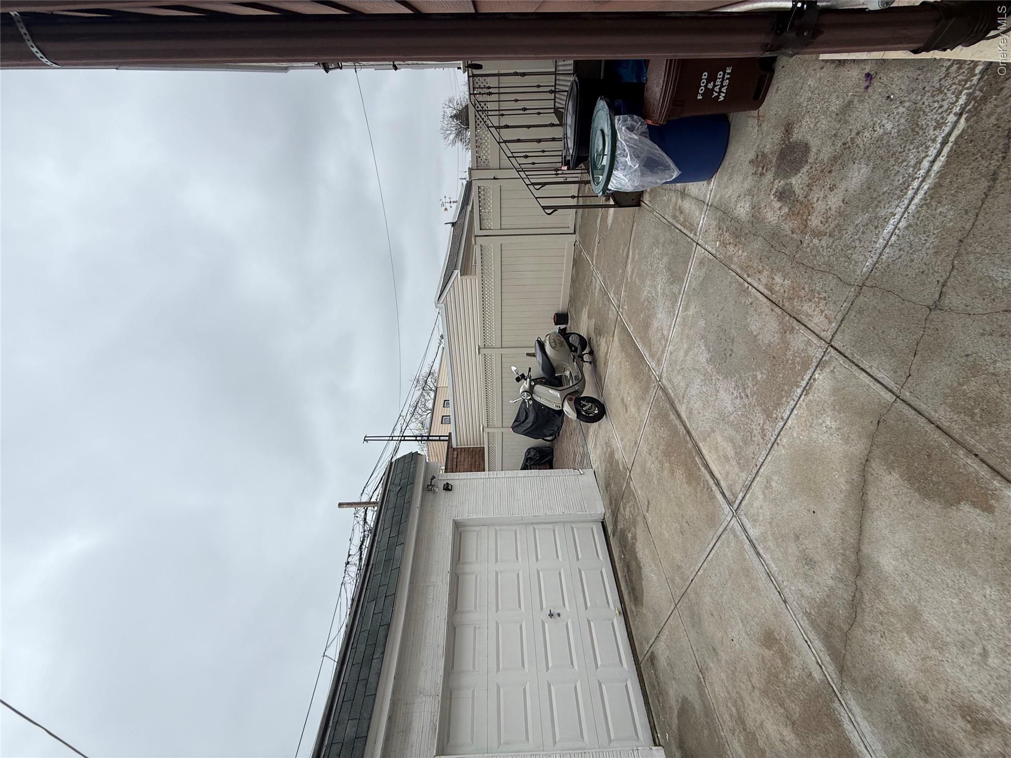 7848 83rd Street Property Photo 24