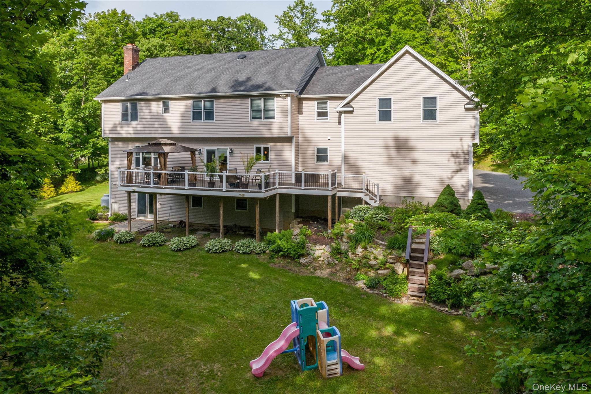 17 Weldon Woods Connecticut Road Property Photo 38