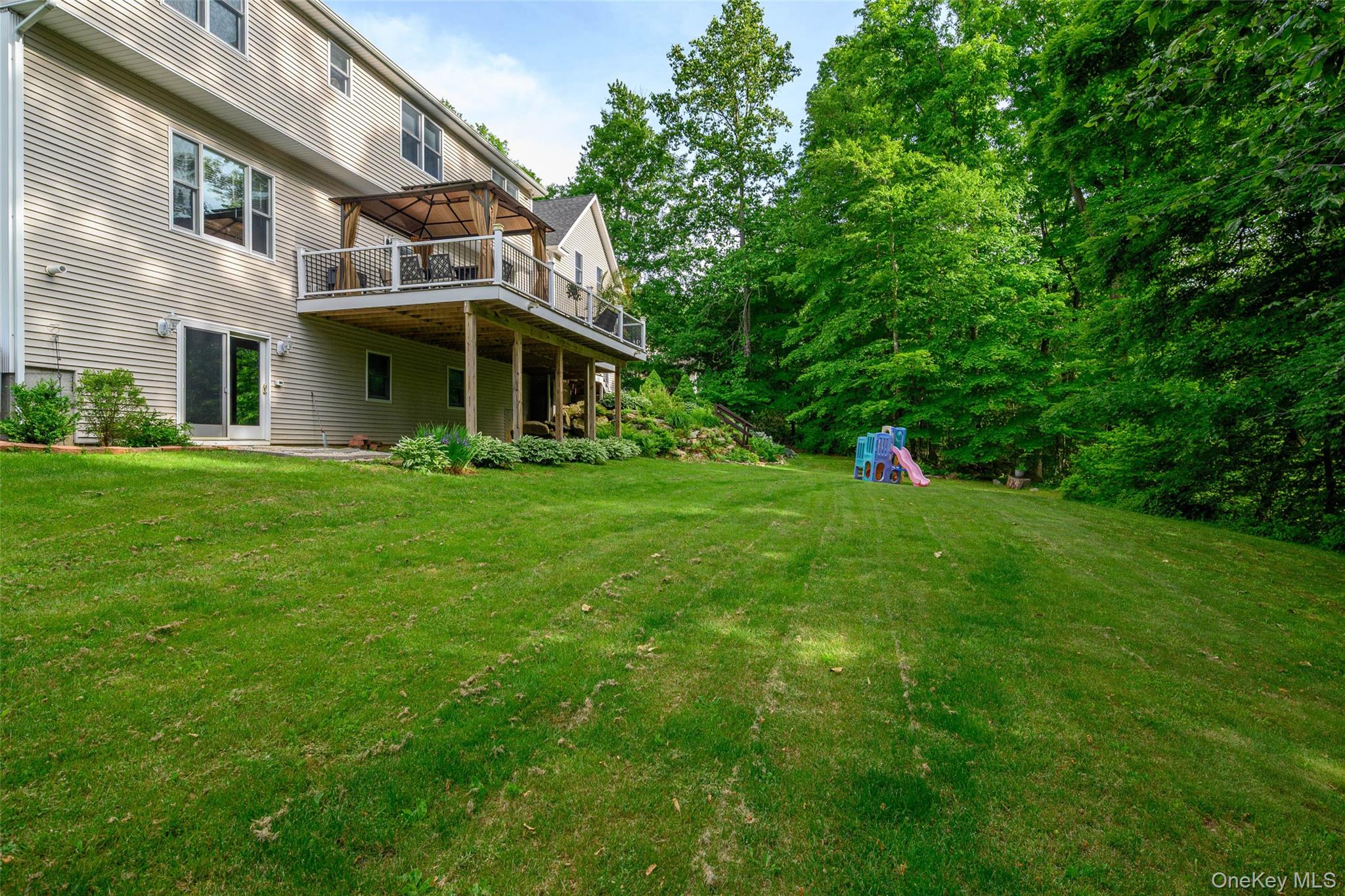 17 Weldon Woods Connecticut Road Property Photo 42