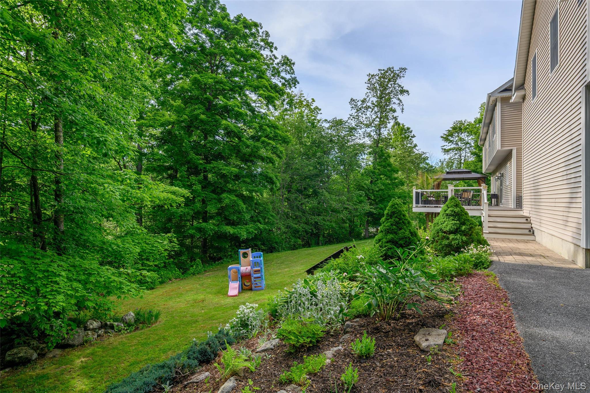 17 Weldon Woods Connecticut Road Property Photo 43