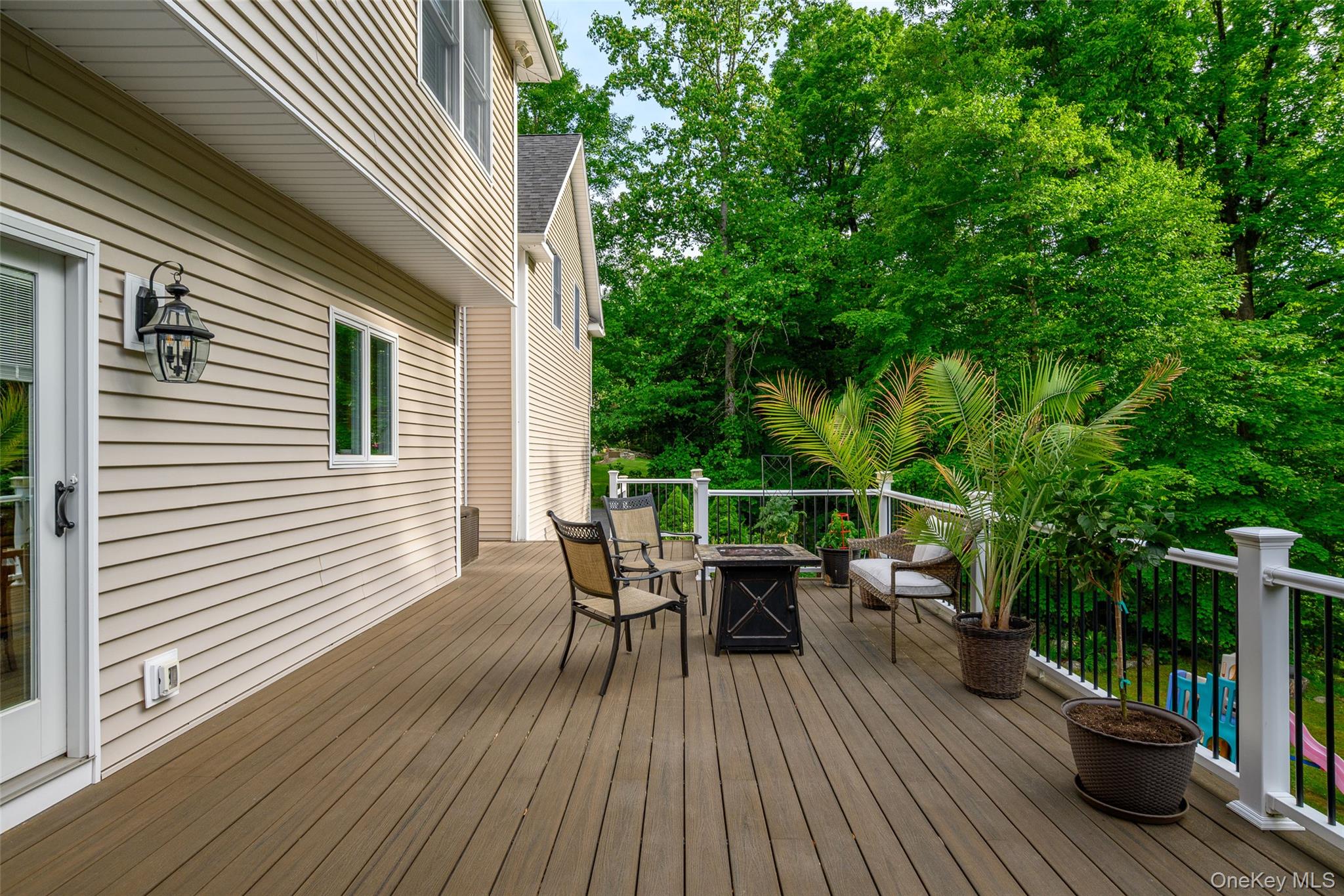17 Weldon Woods Connecticut Road Property Photo 48