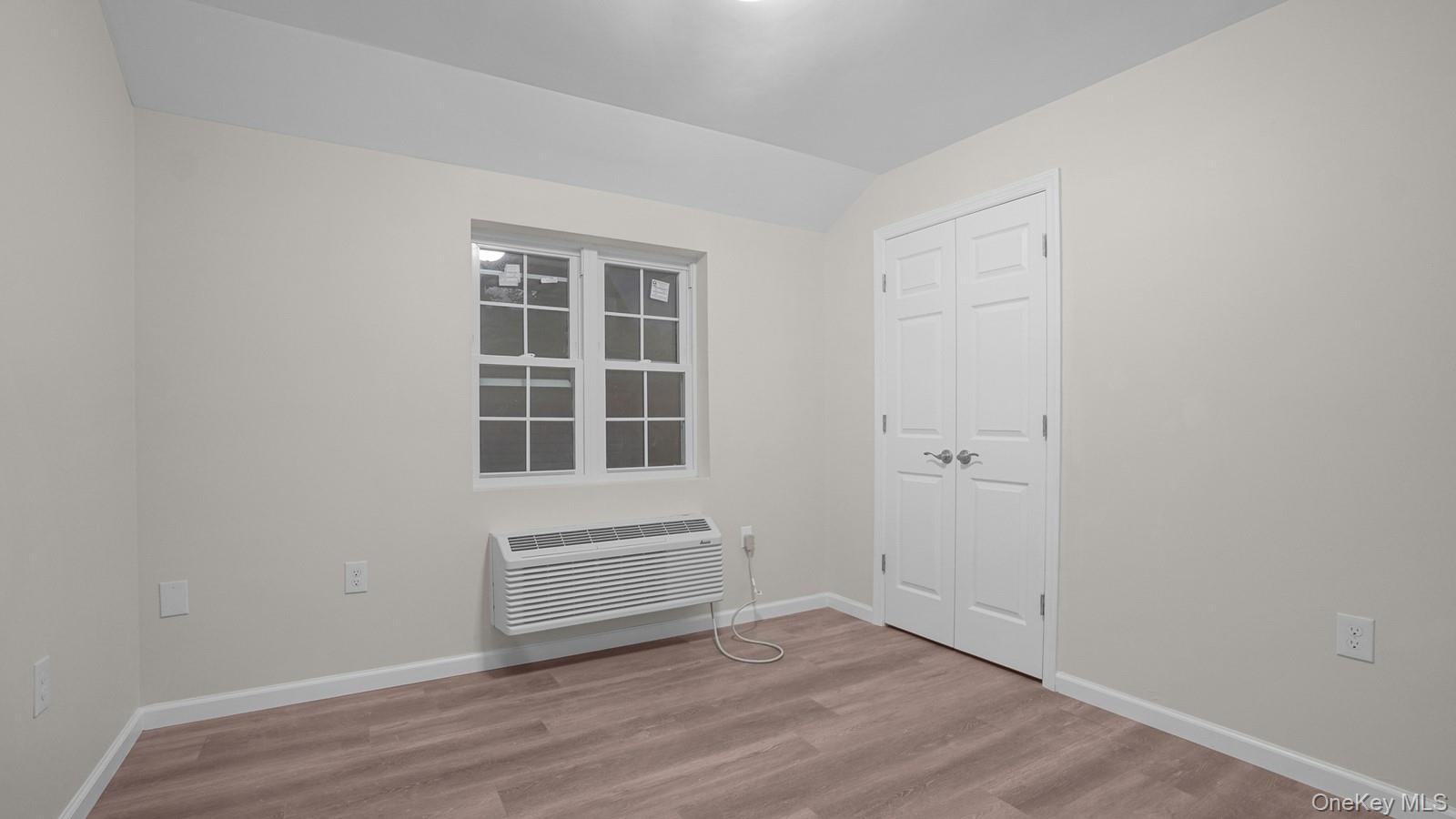 332 Underhill Avenue Property Photo 16