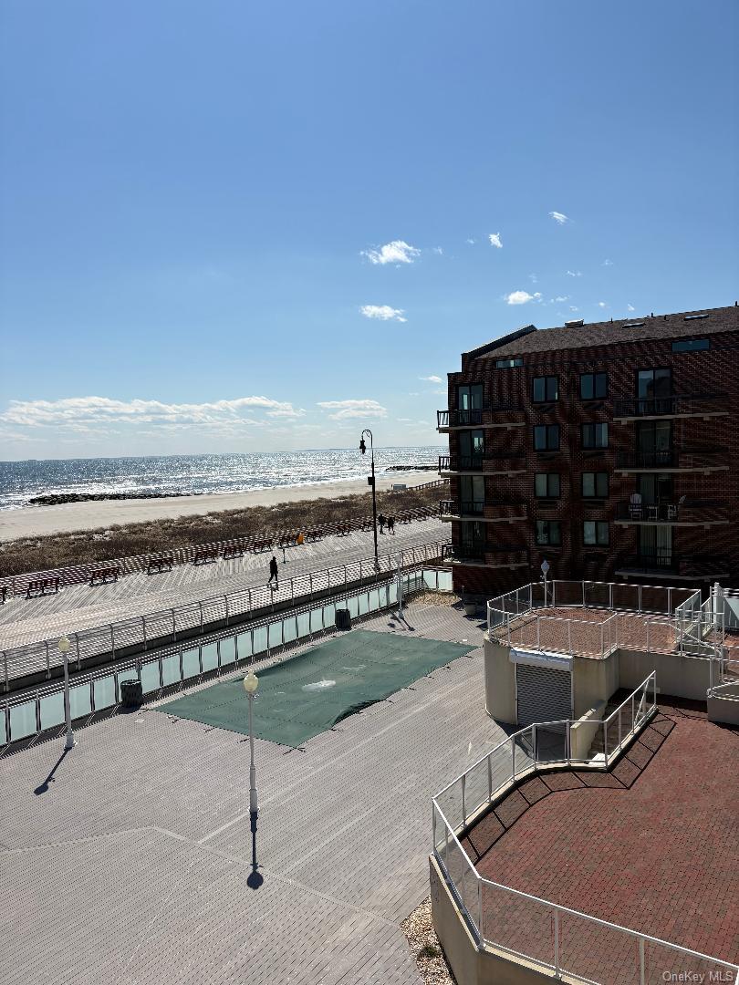 750 West Broadway 5q Property Photo 24