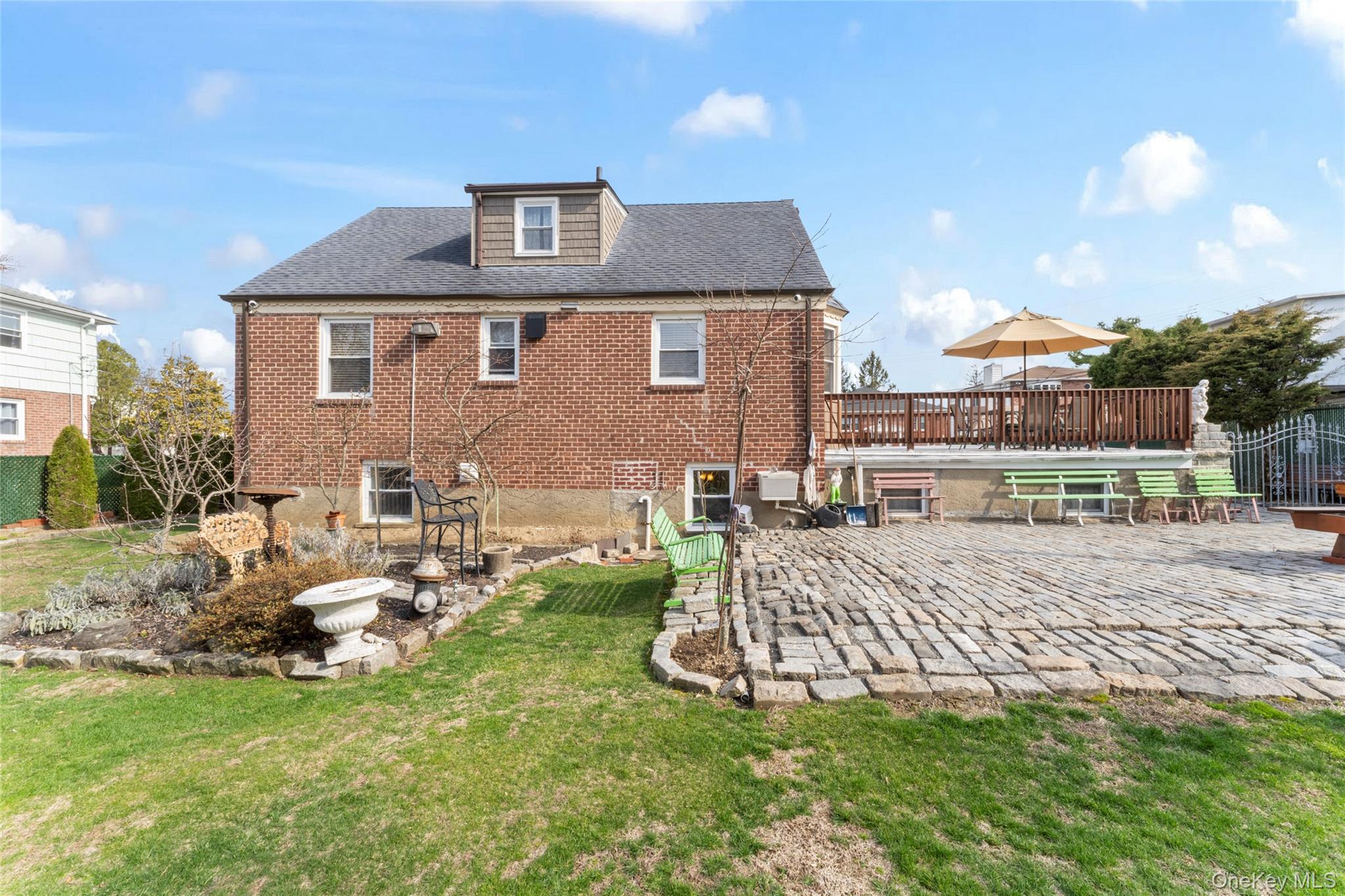 18 Butler Place Property Photo 45