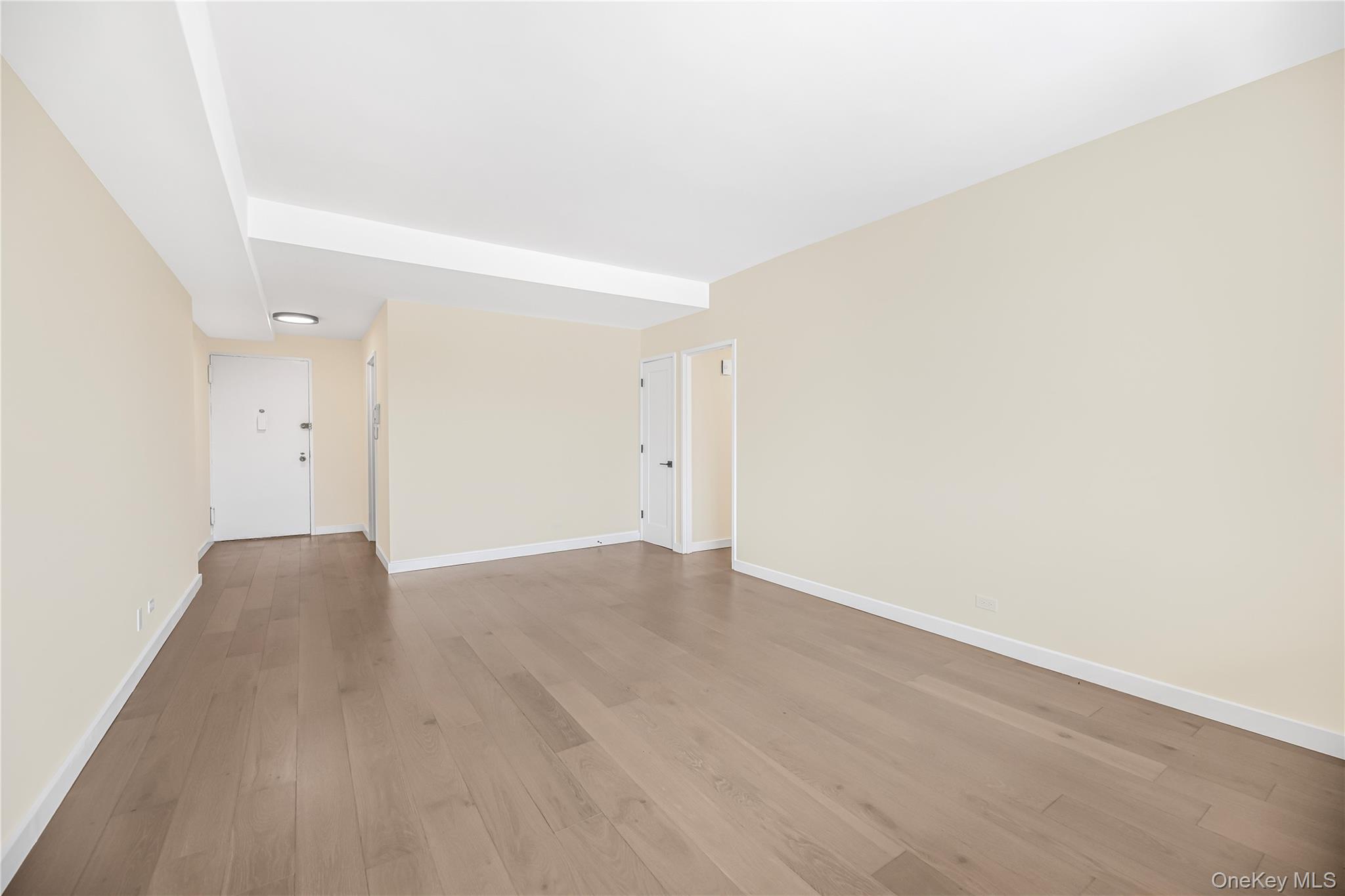 3671 Hudson Manor Terrace 1a Property Photo 5