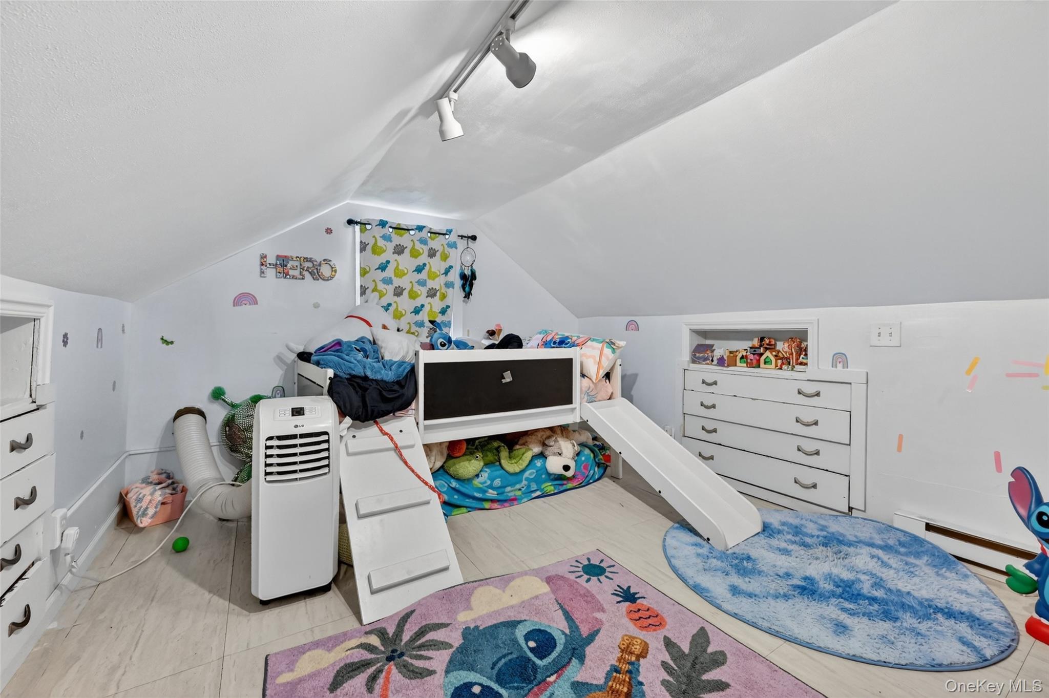 20 Hilltop Drive Property Photo 11