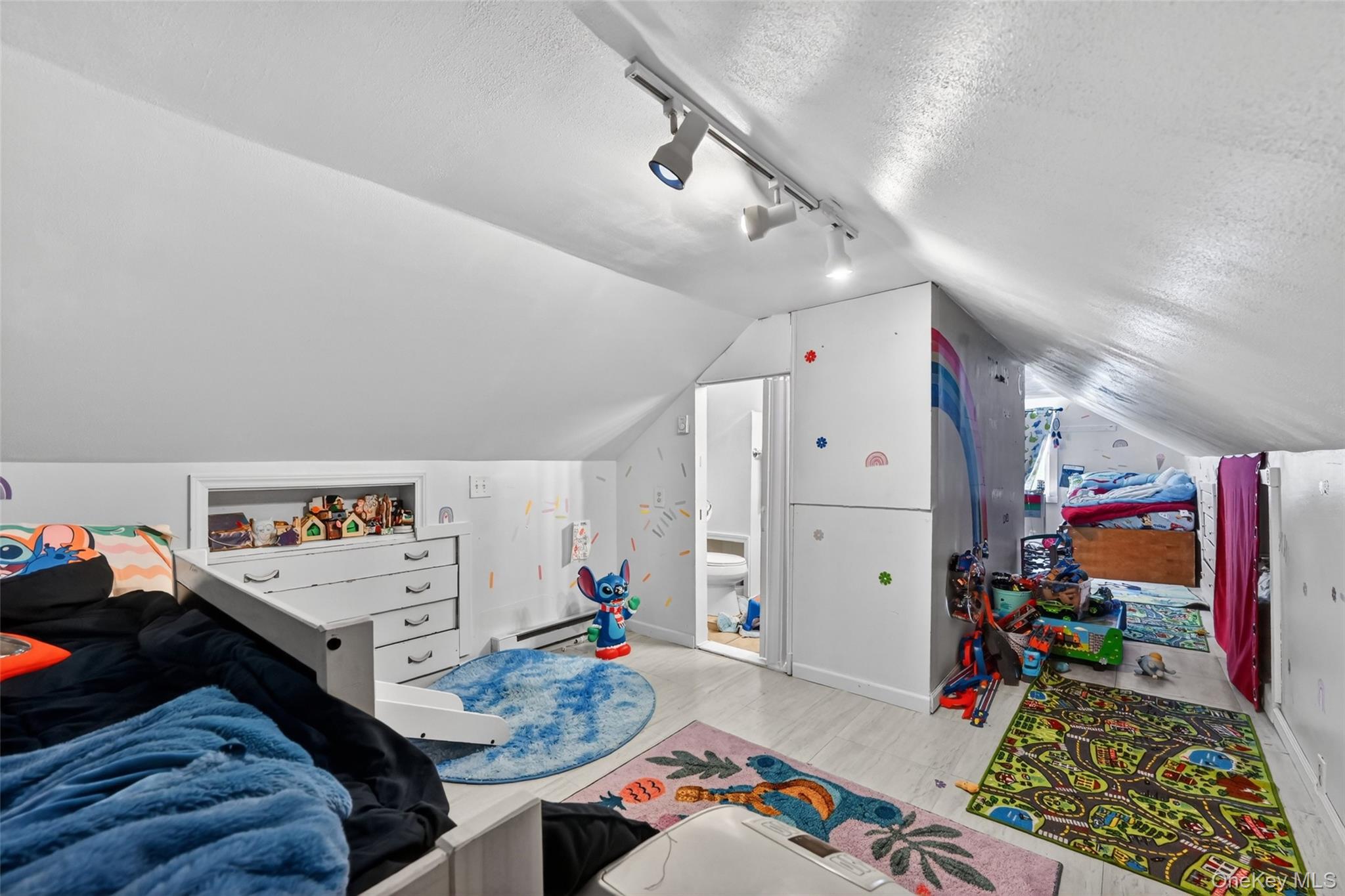 20 Hilltop Drive Property Photo 12