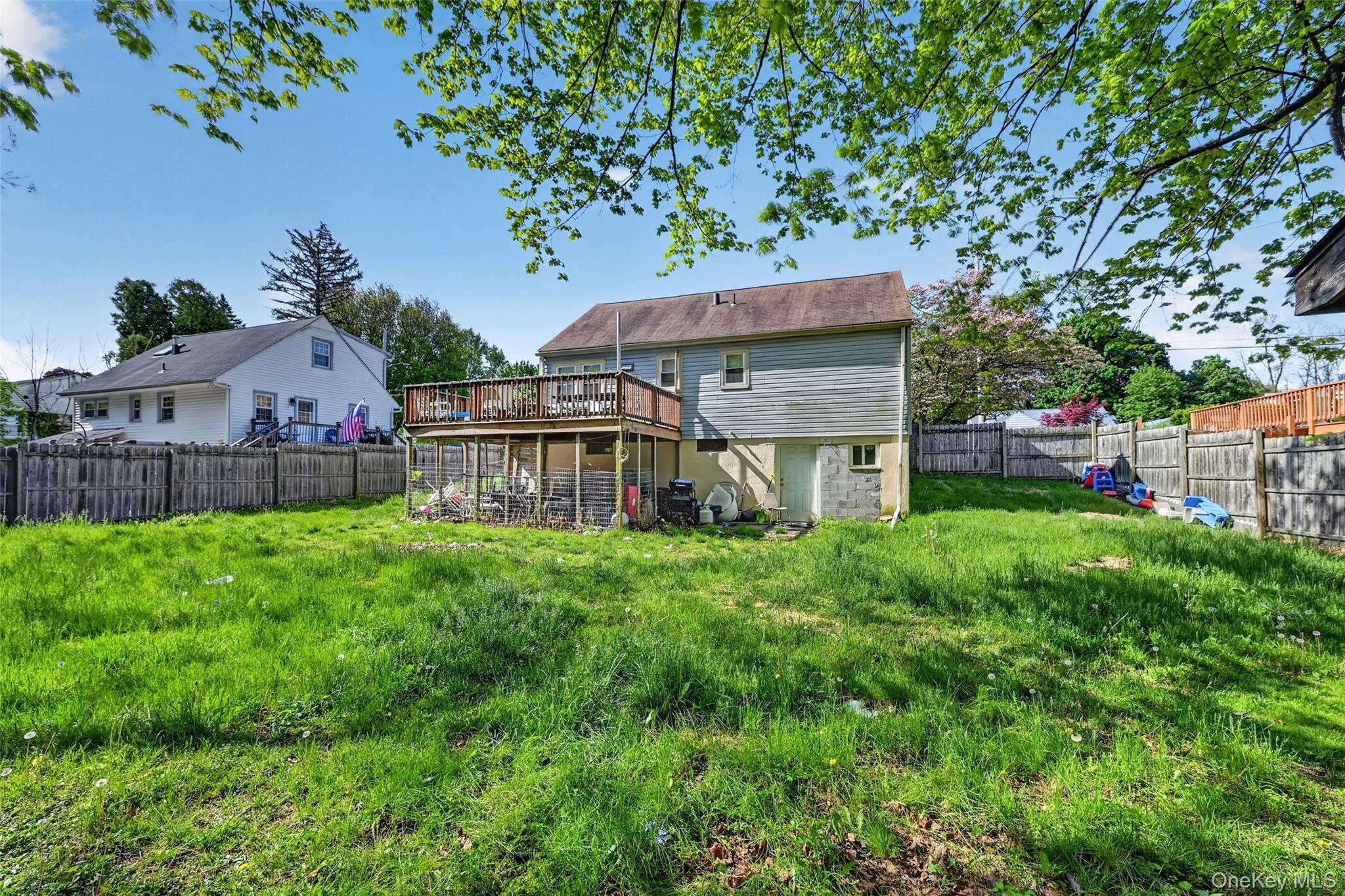 20 Hilltop Drive Property Photo 18